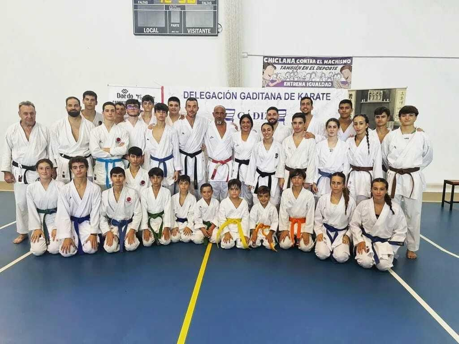 Más de 30 karatecas del Dakentai y de la Escuela Municipal acudieron a Chiclana. Más de 30 karatecas del Dakentai y de la Escuela Municipal acudieron a Chiclana.