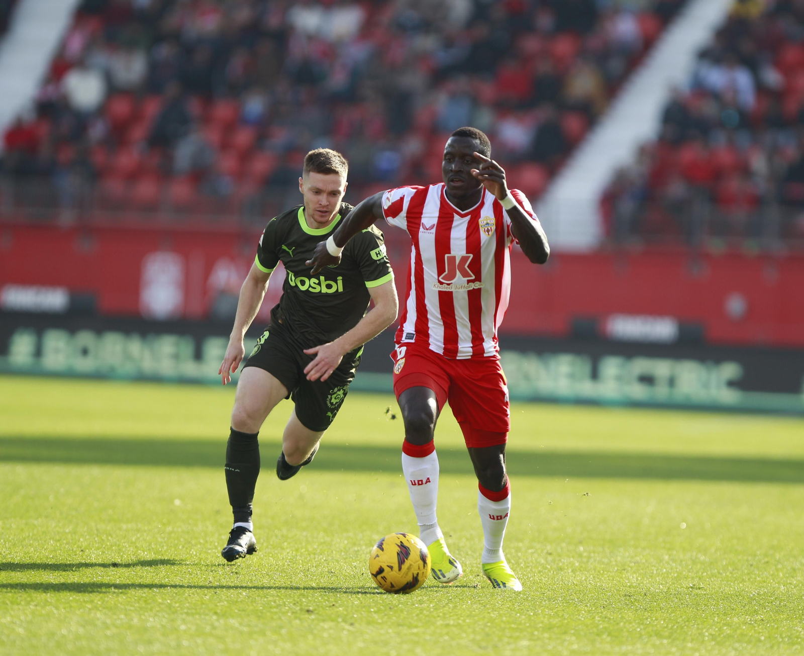 Las mejores imágenes del partido de fútbol U.D. Almería-Girona F.C.