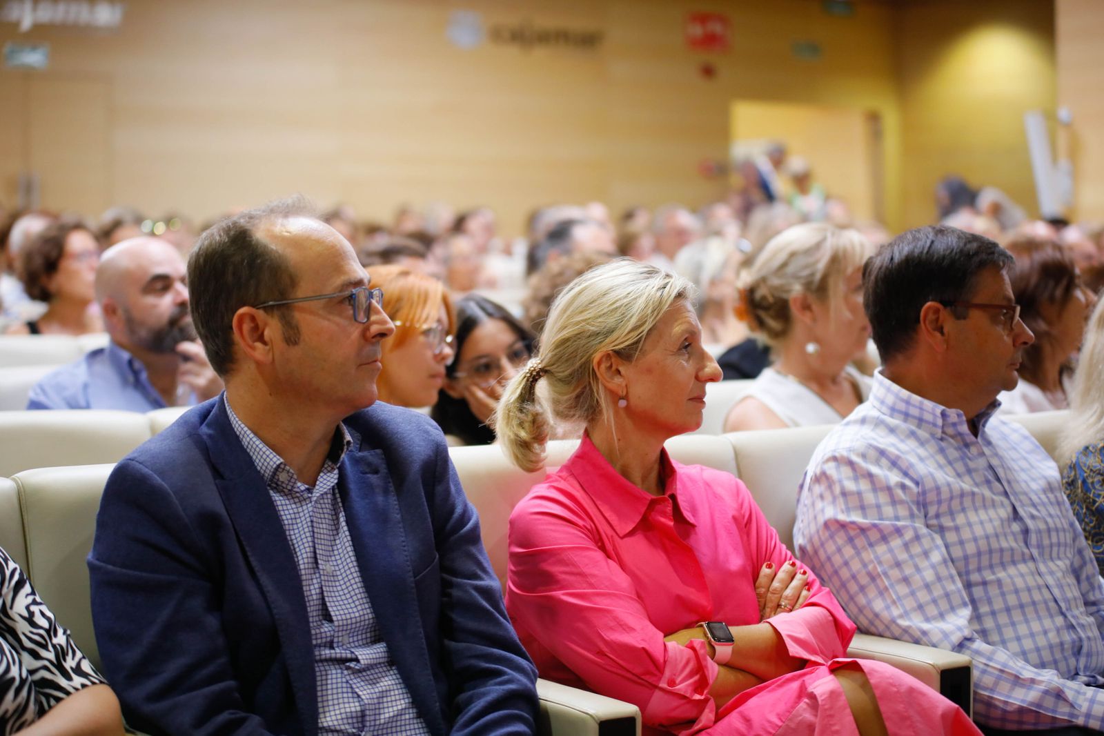 Imágenes de Diario de los Libros, con Julia Navarro