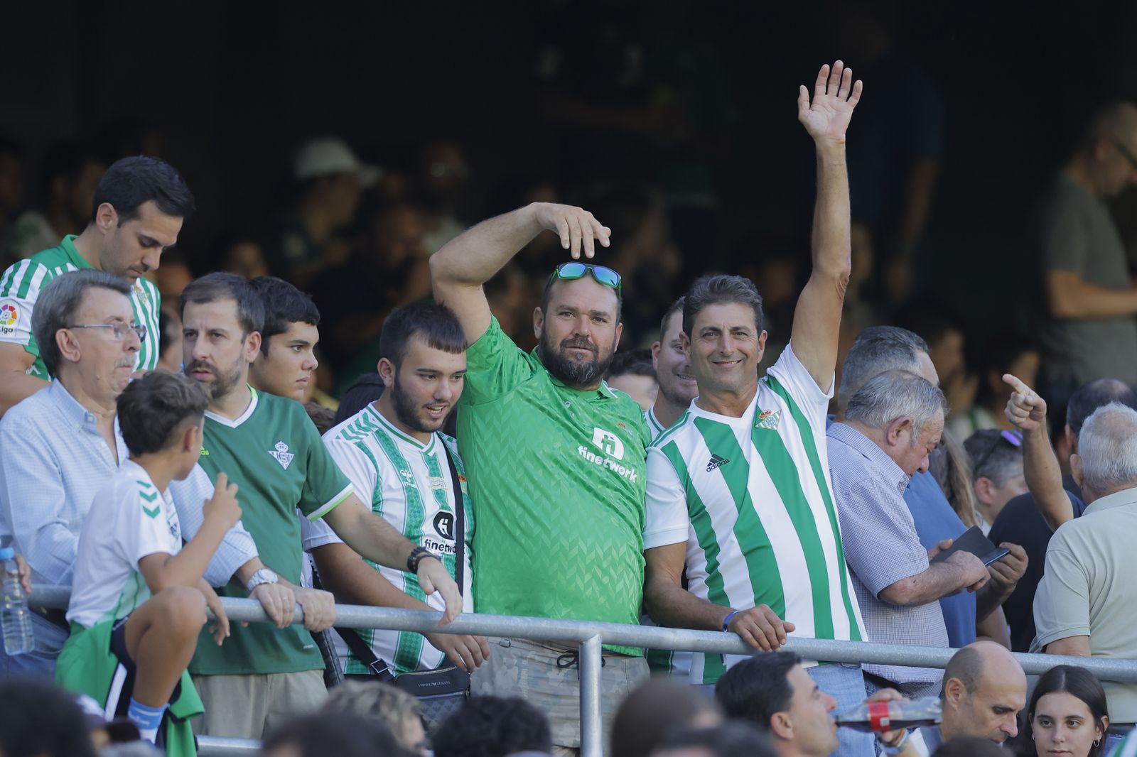 Búscate en las fotos del Betis-Cádiz