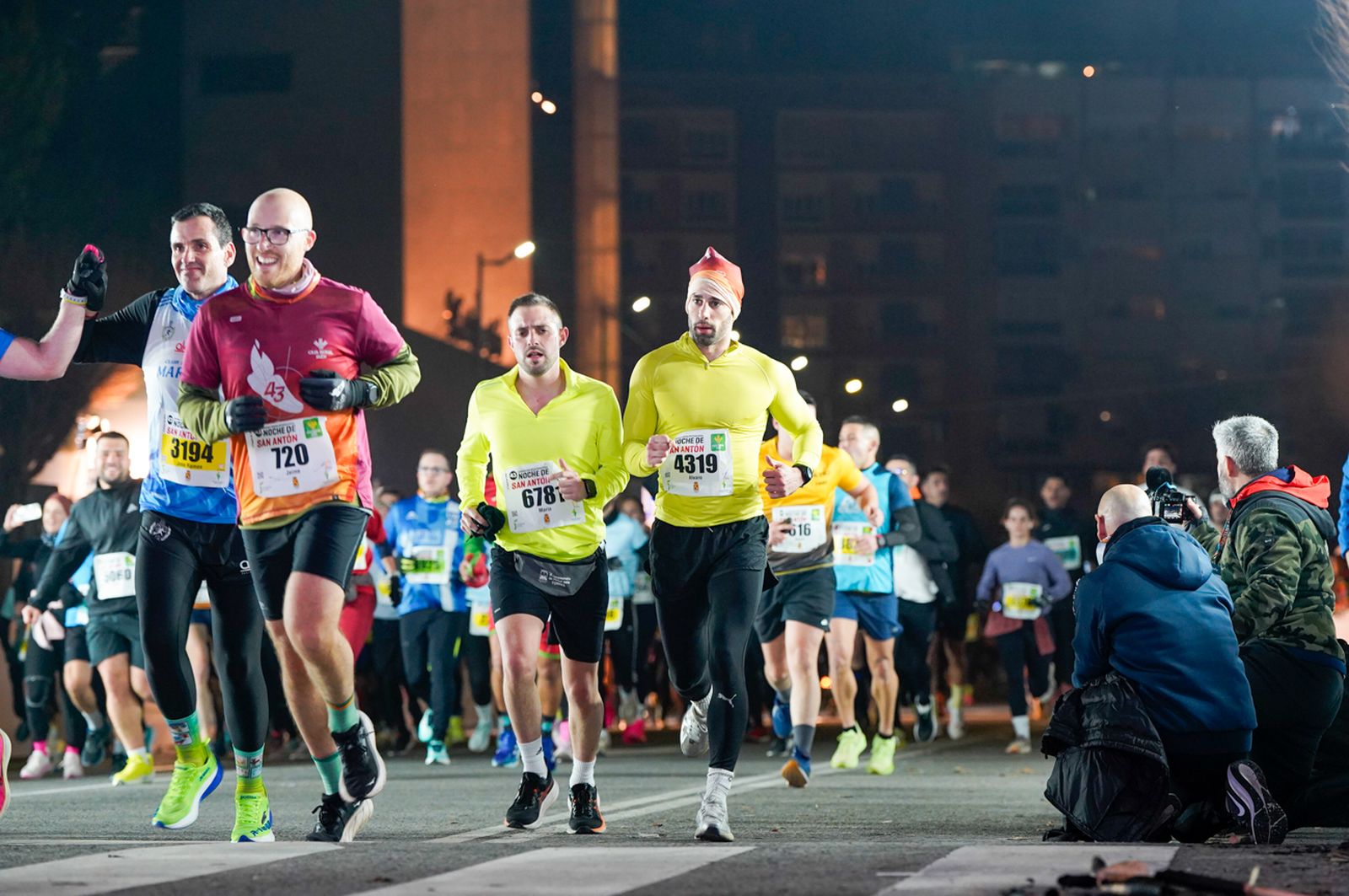 En imágenes: búscate en tu llegada a meta de la Carrera de San Antón 2026 (14)