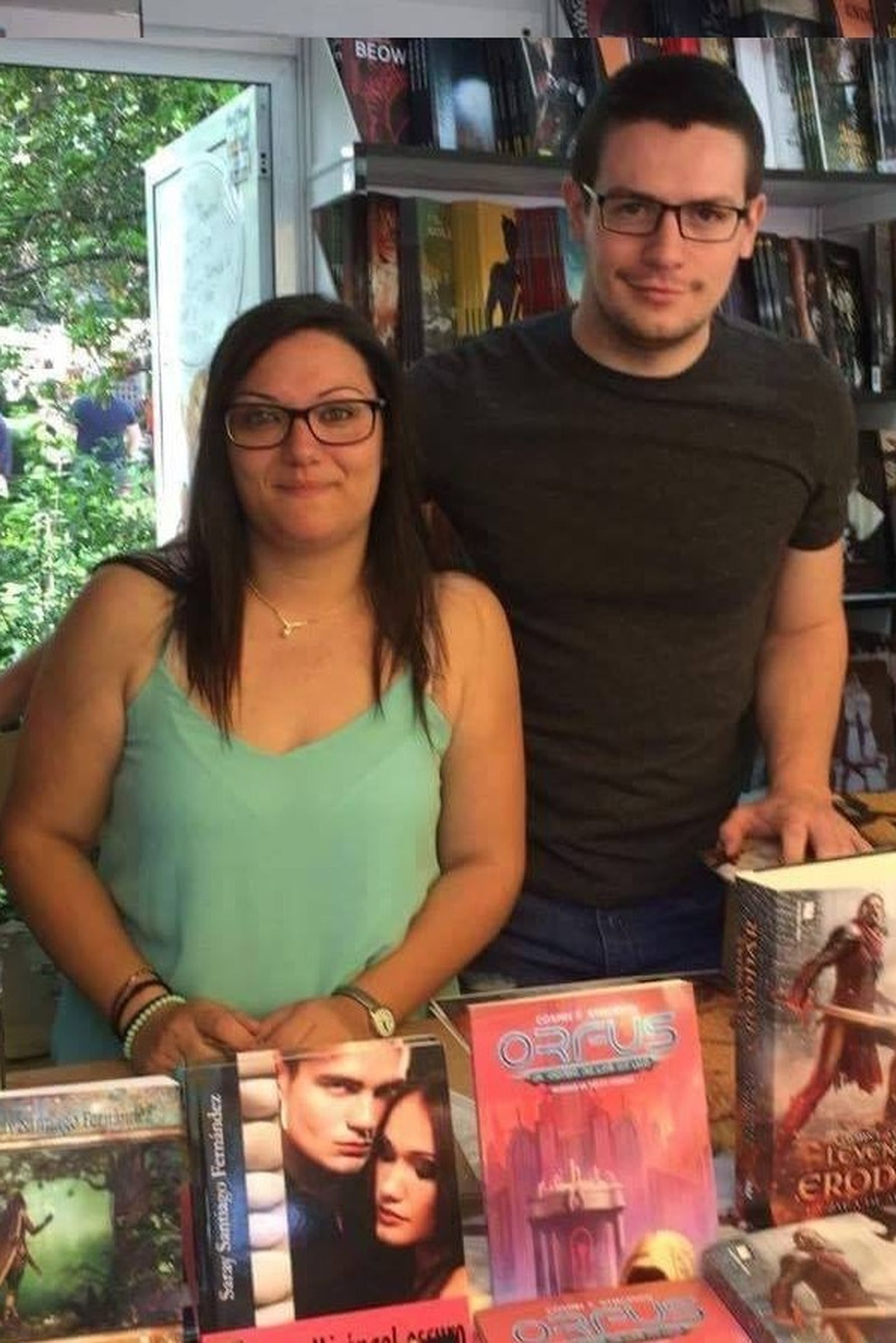 Cosmin F. Sticercu con Saray.