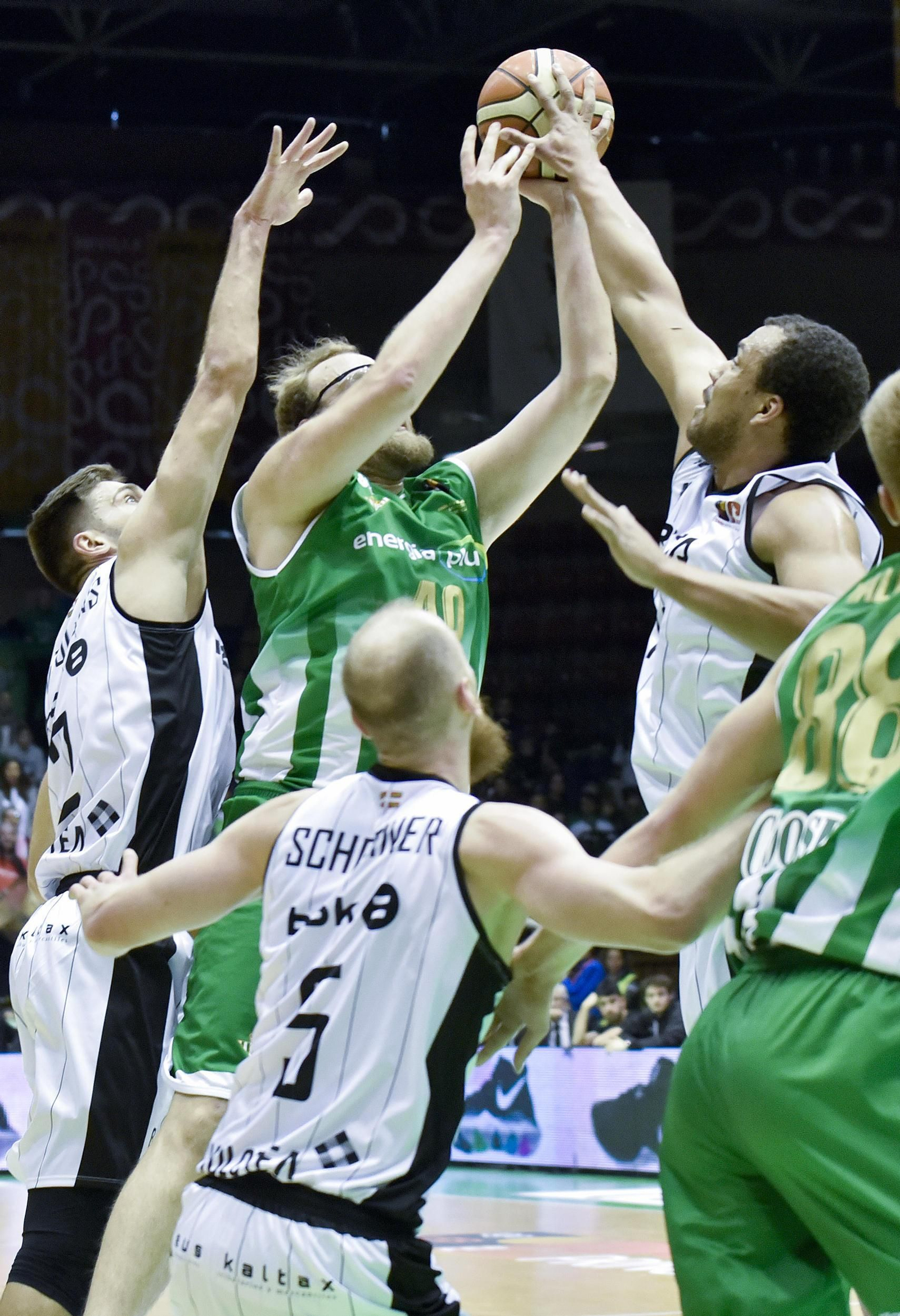 Las imágenes del Betis E. Plus-Bilbao Básket en la Copa Princesa