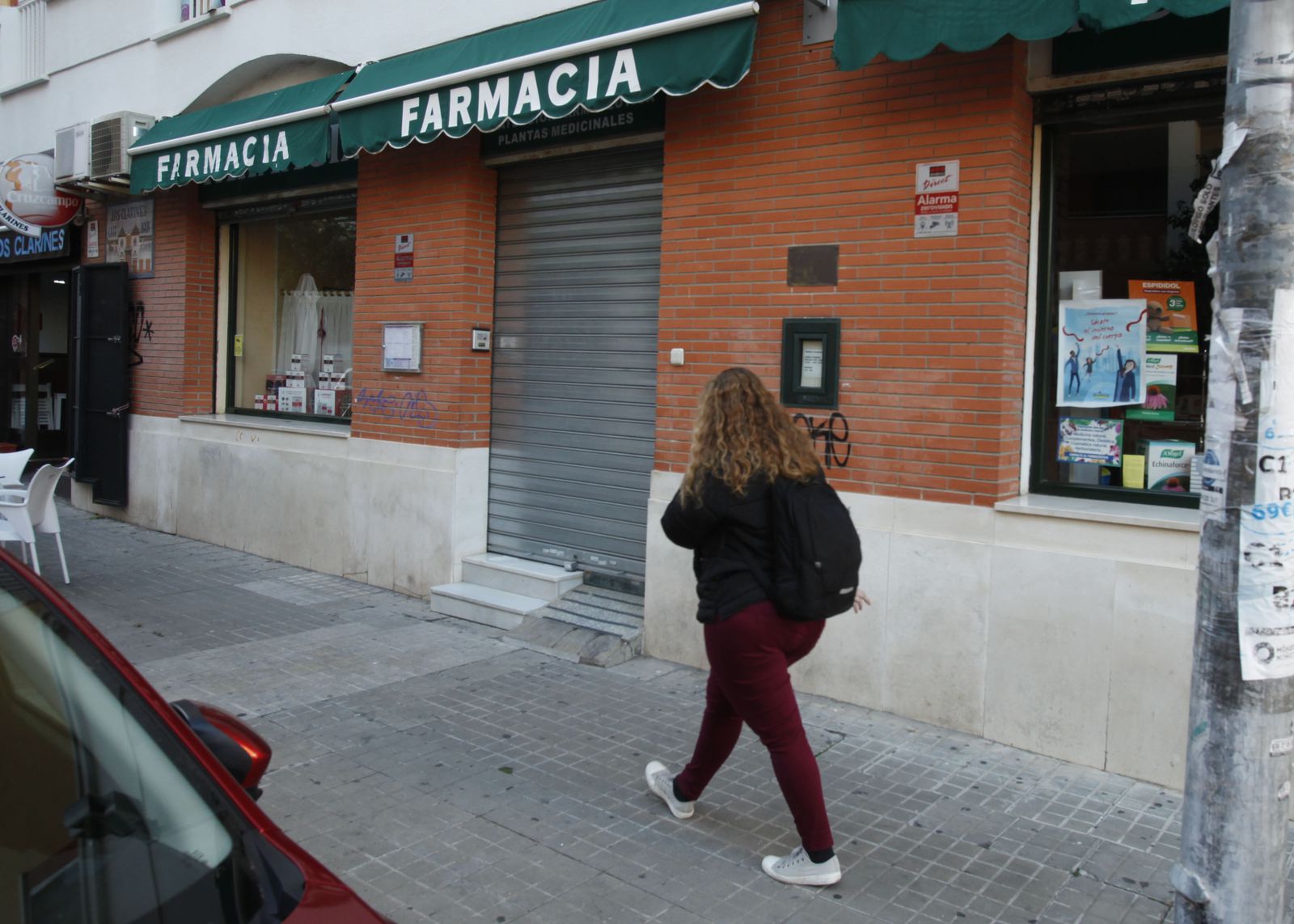 La farmacia de la calle Maimónides.