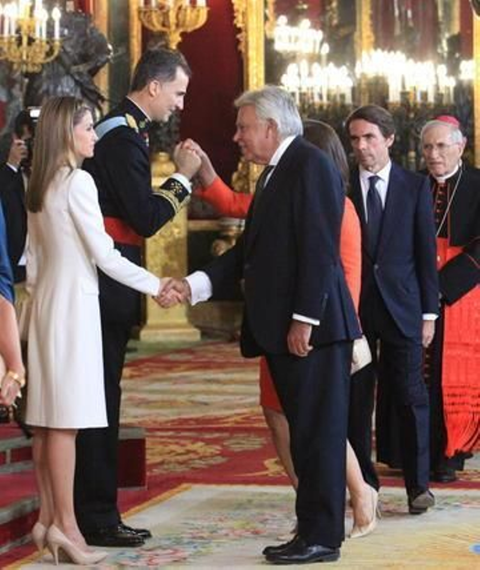 Figuras del deporte, la cultura, autoridades del Estado y empresarios acuden a la primera recepción de Felipe VI