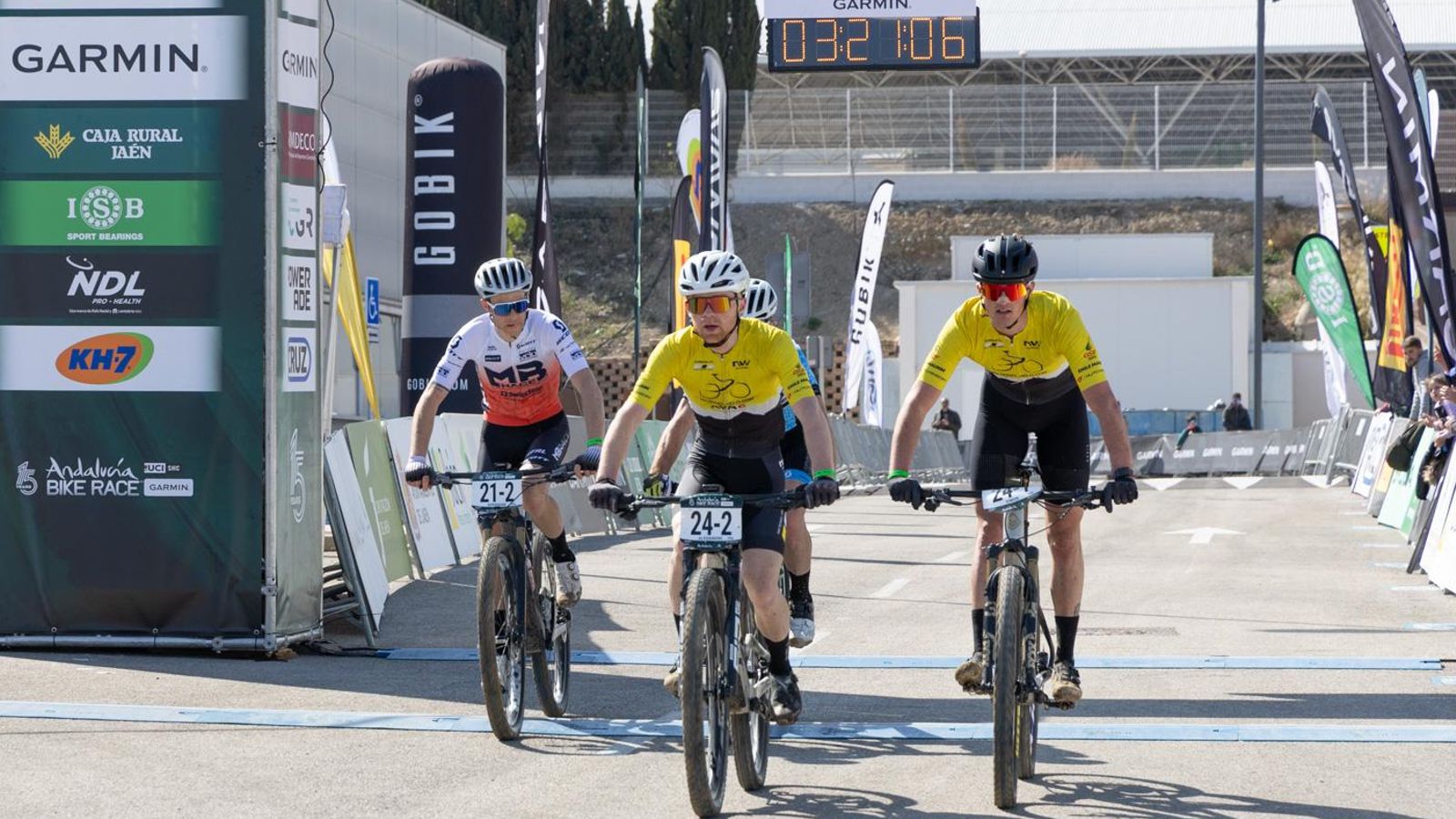 En imágenes: la Andalucía Bike Race llega a Jaén en su tercera etapa