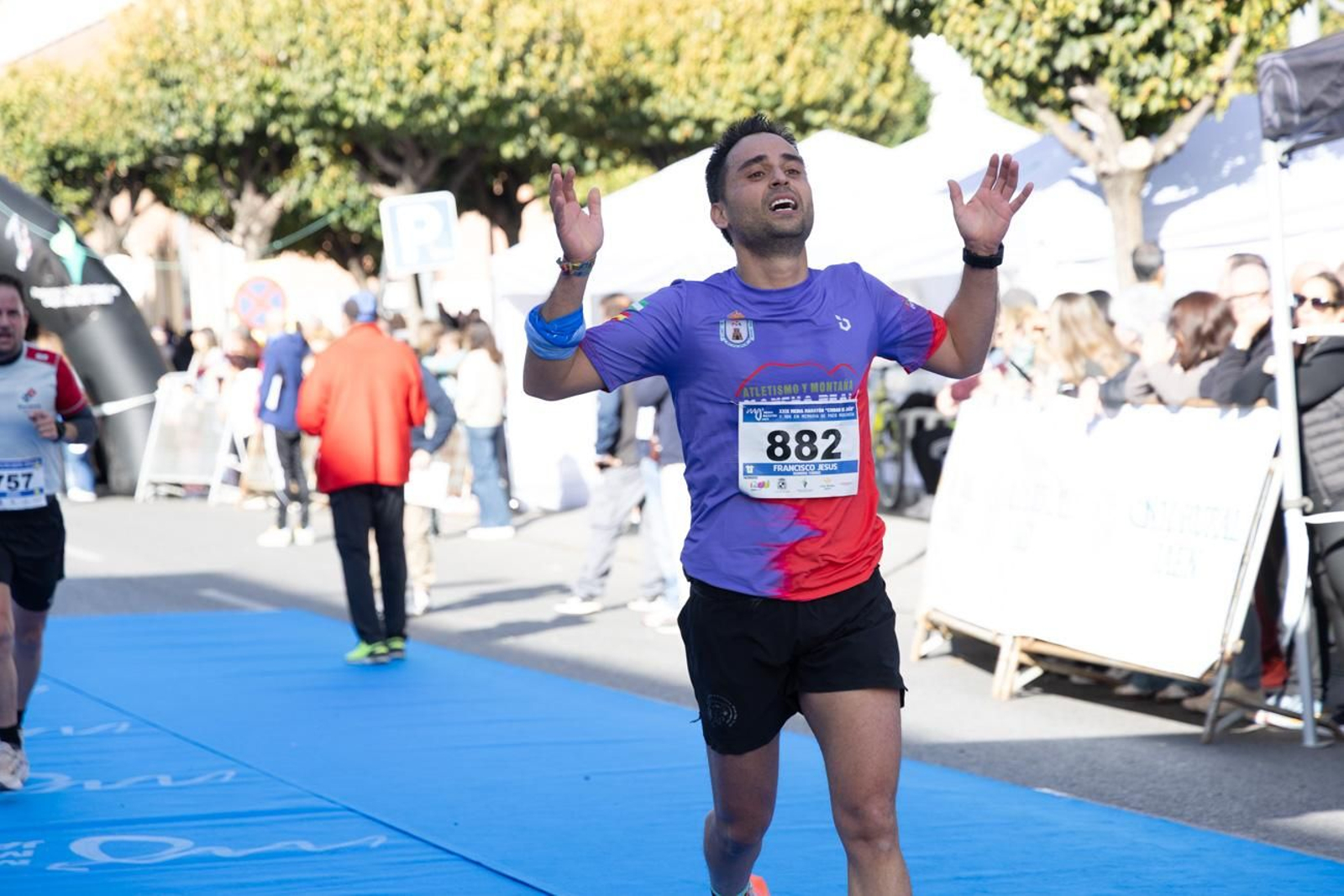 En imágenes: multitudinaria e histórica XXIX Media Maratón 'Ciudad de Jaén' y 10k en memoria de Paco Manzaneda (2)