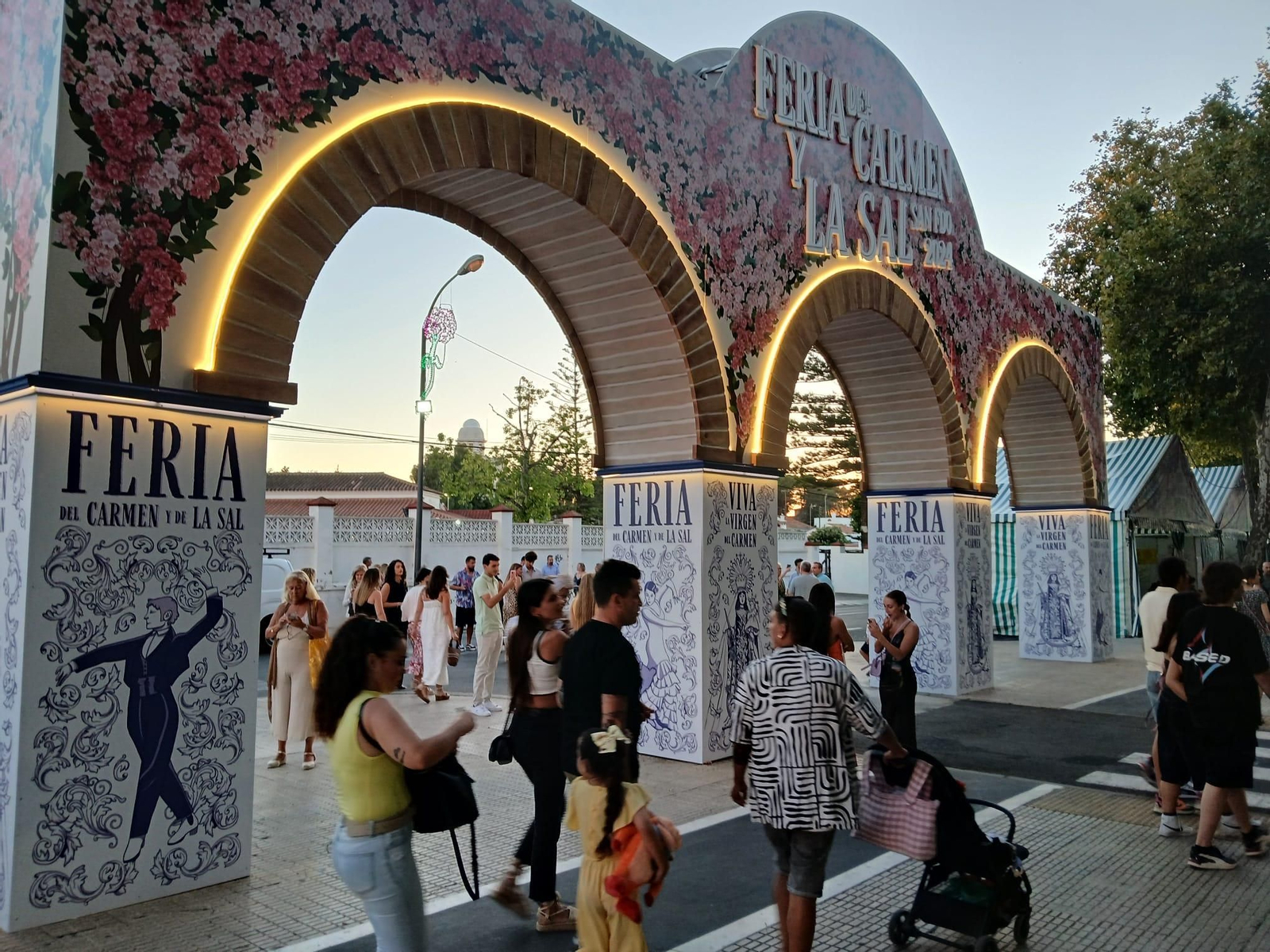 Búscate en las imágenes del sábado de Feria en San Fernando