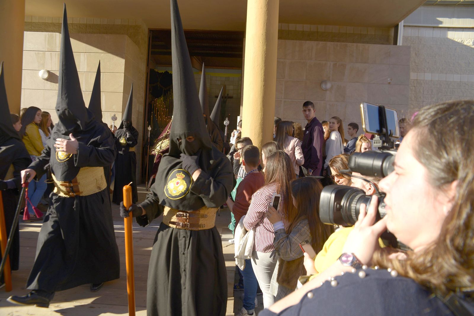 Imágenes de Pena y Dolores en La Línea