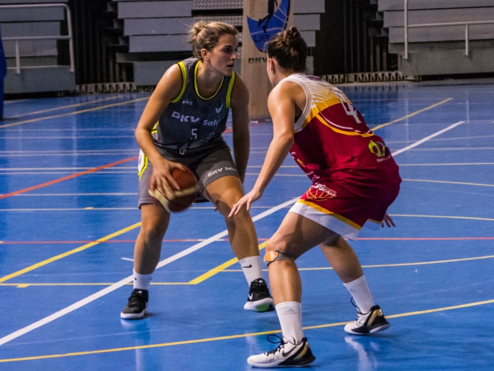 Emi Aguilera, en acción en un partido del UB Jerez.