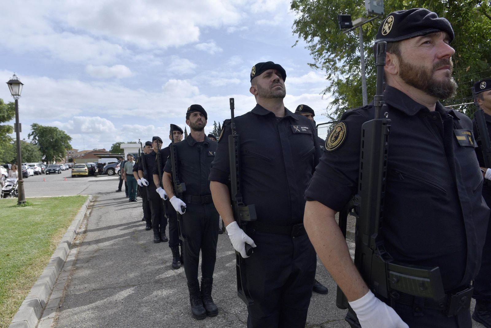 Imágenes de los actos por el Día del Pilar en Sevilla