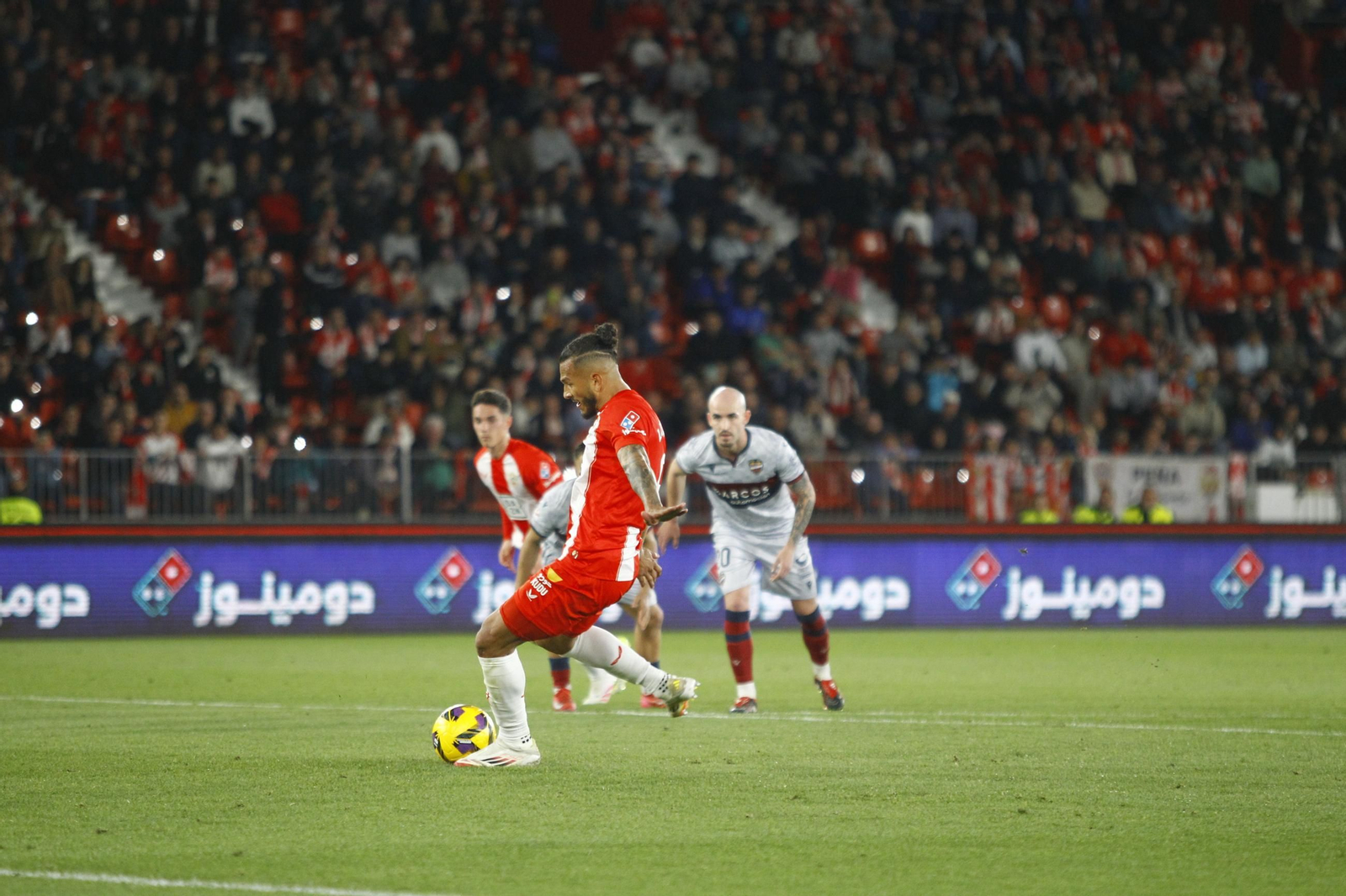 Las mejores imágenes del partido U.D. Almería-Levante U.D.