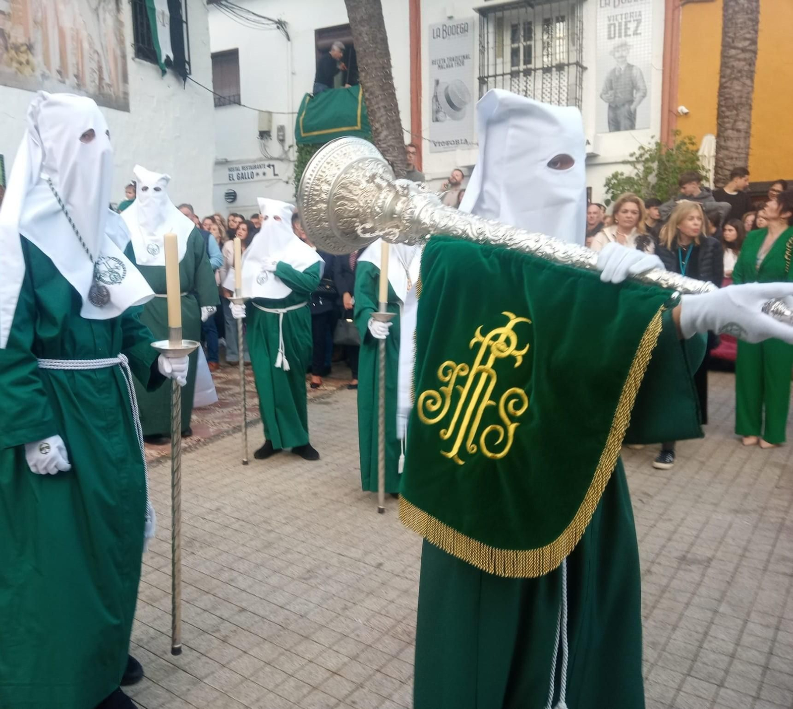 El Cristo Atado a La Columna el Lunes Santo en Marbella, en imágenes