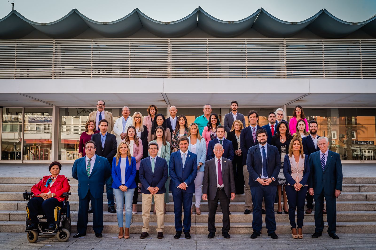 Presentación de la candidatura de Gabriel Amat en el Mercado de Abastos de Roquetas.