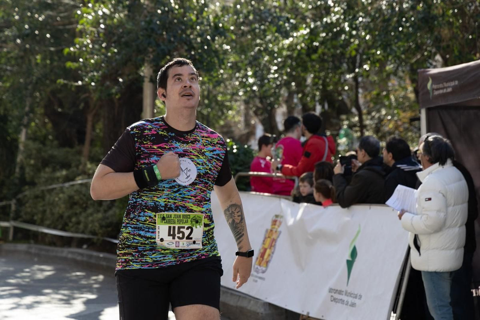 Deporte y solidaridad se unen en la IV Carrera Popular IES San Juan Bosco, en imágenes