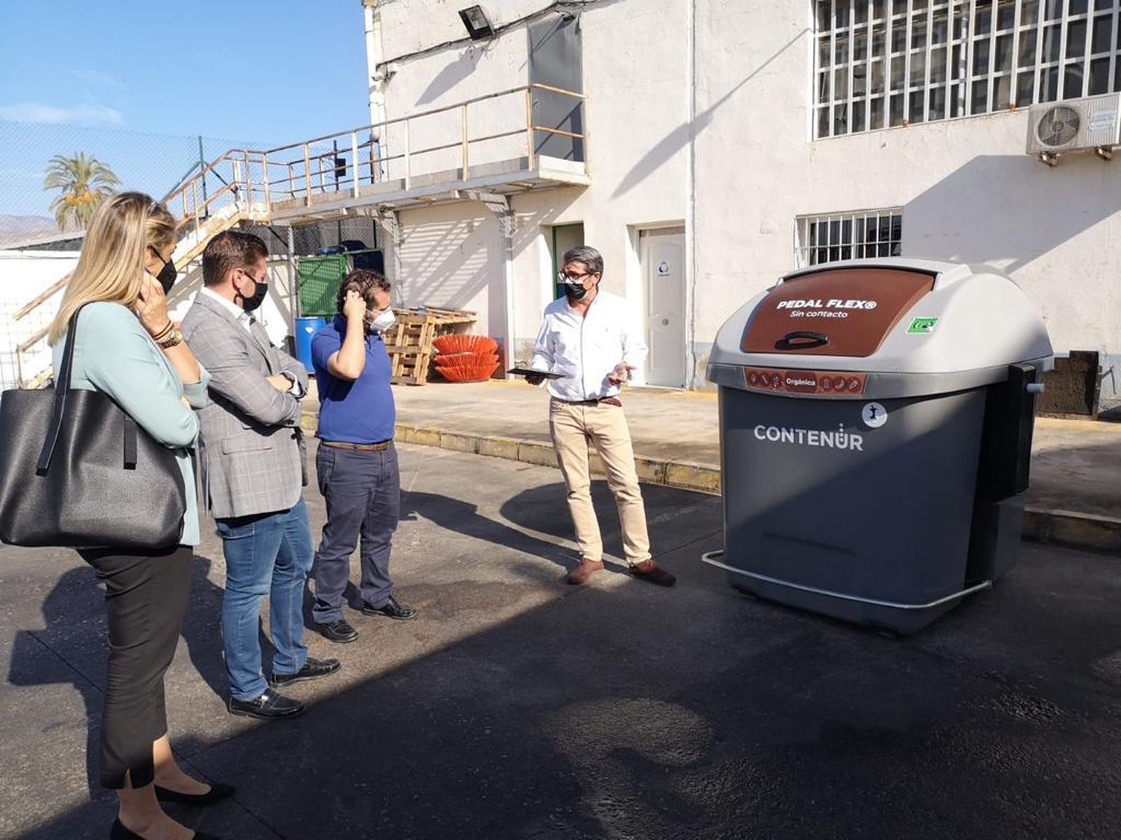 Roquetas de Mar aprueba un nuevo proyecto para avanzar en la recogida de biorresiduos de forma separada