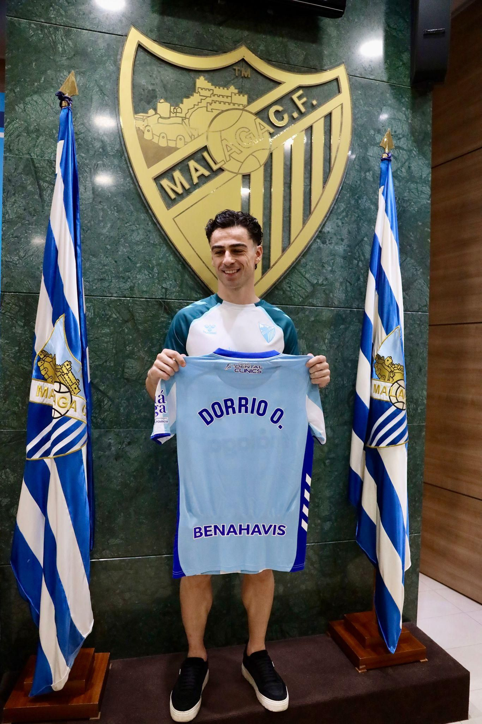 Las fotos de la presentación de Josué Dorrio con el Málaga CF