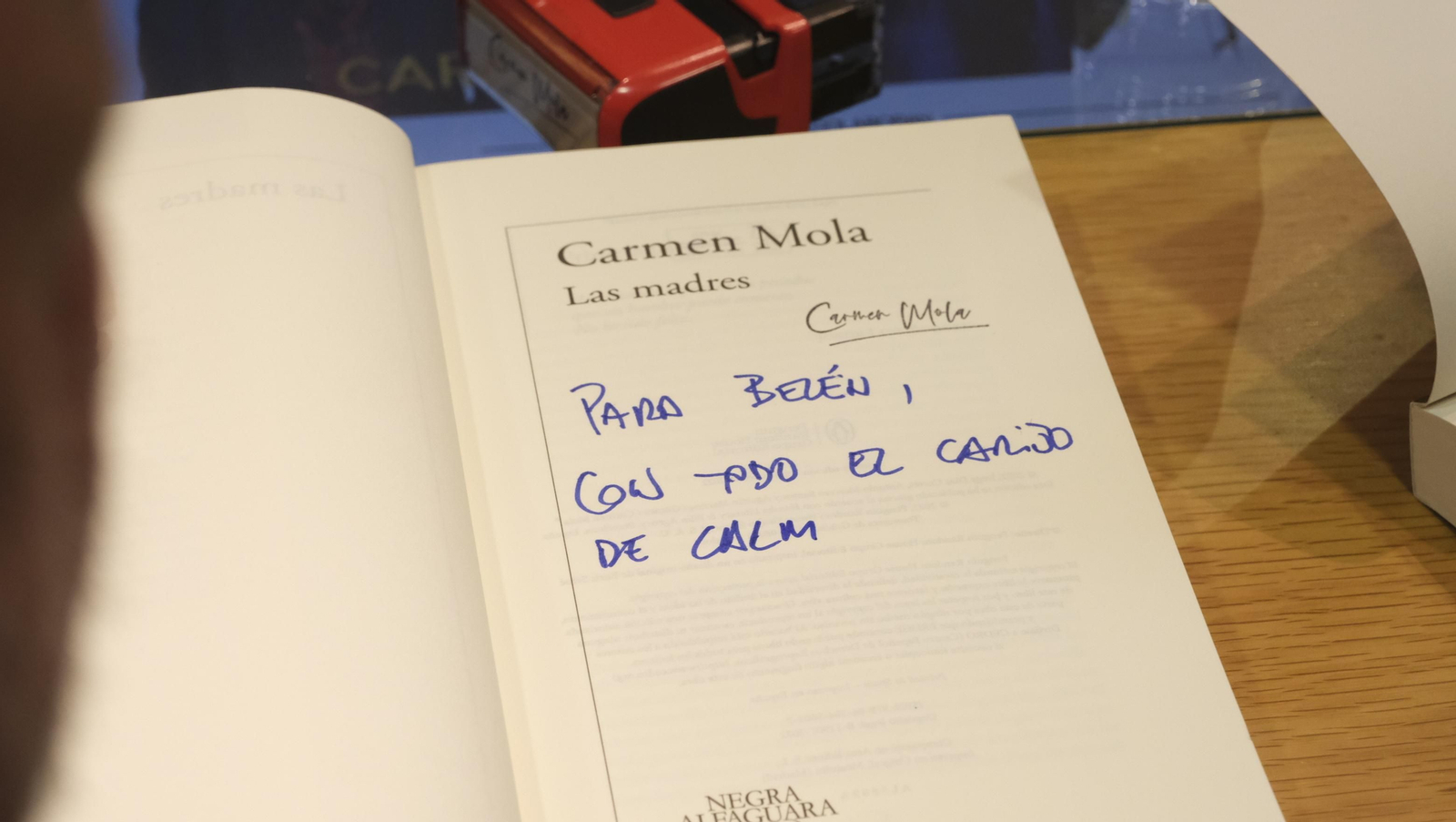 Imágenes de Diario de los Libros con Carmen Mola