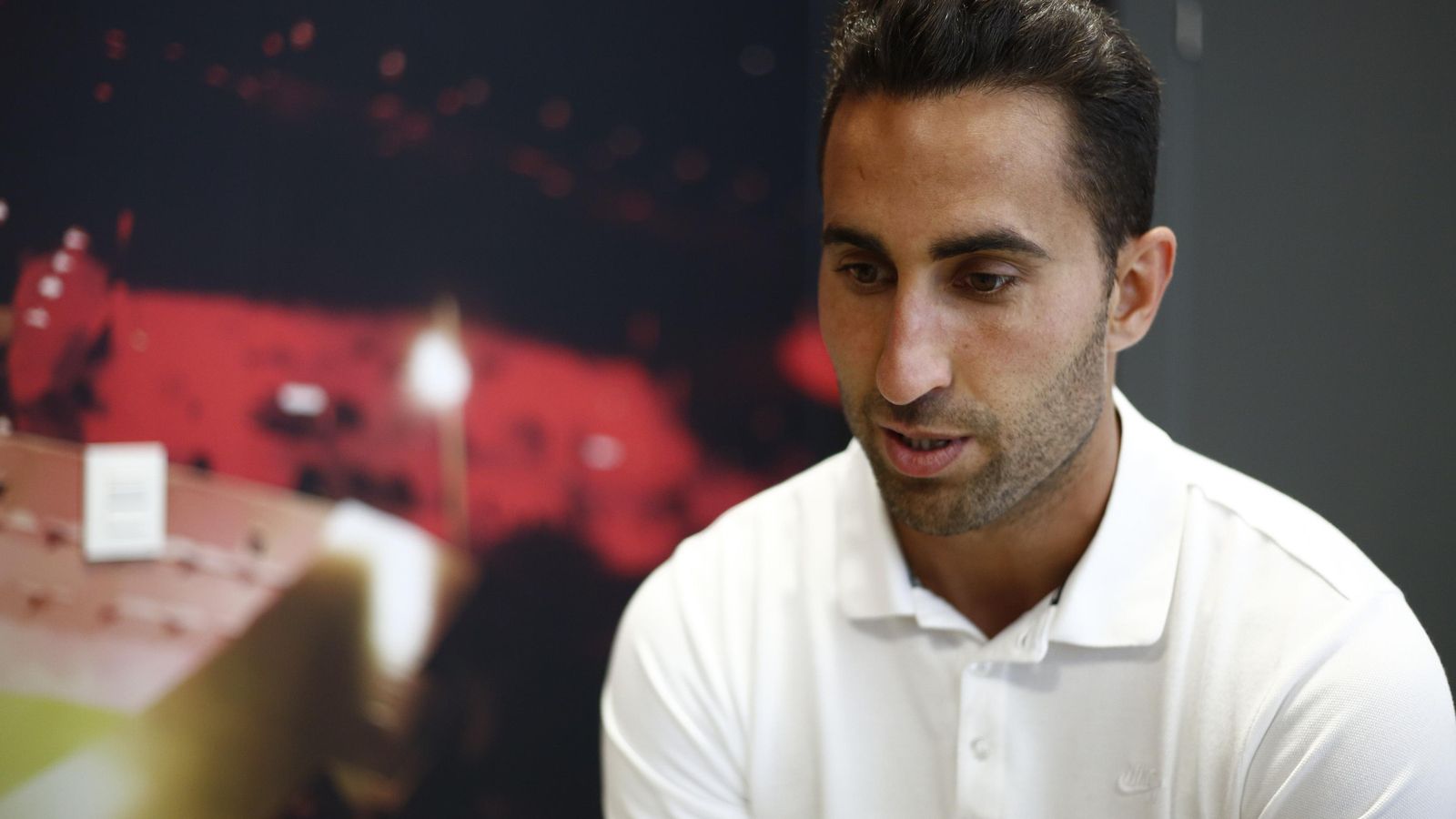 El ex de Las Palmas cumple su segunda temporada en Granada y busca su primer ascenso de su carrera.