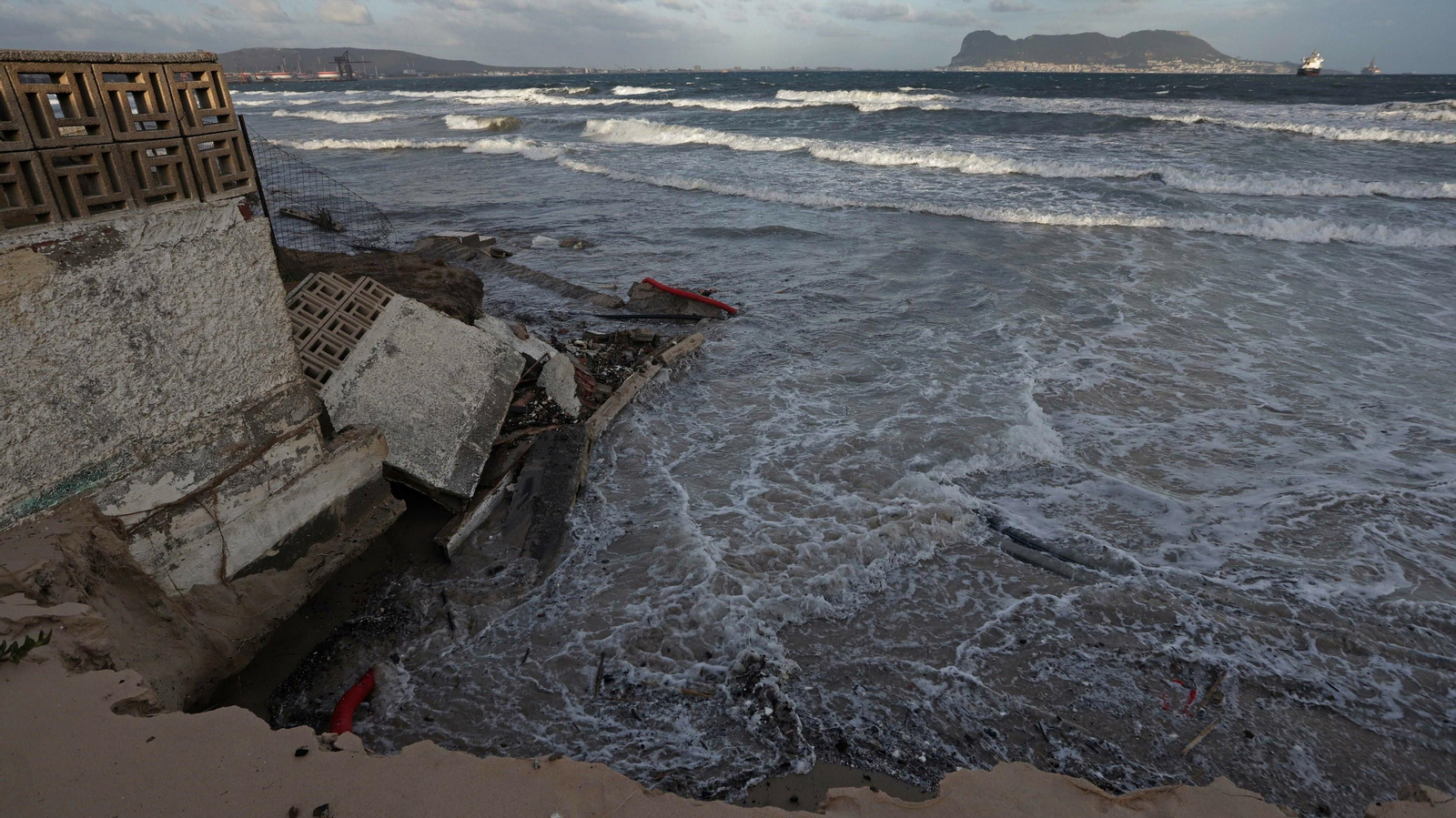 Temporal de levante en Algeciras en imágenes