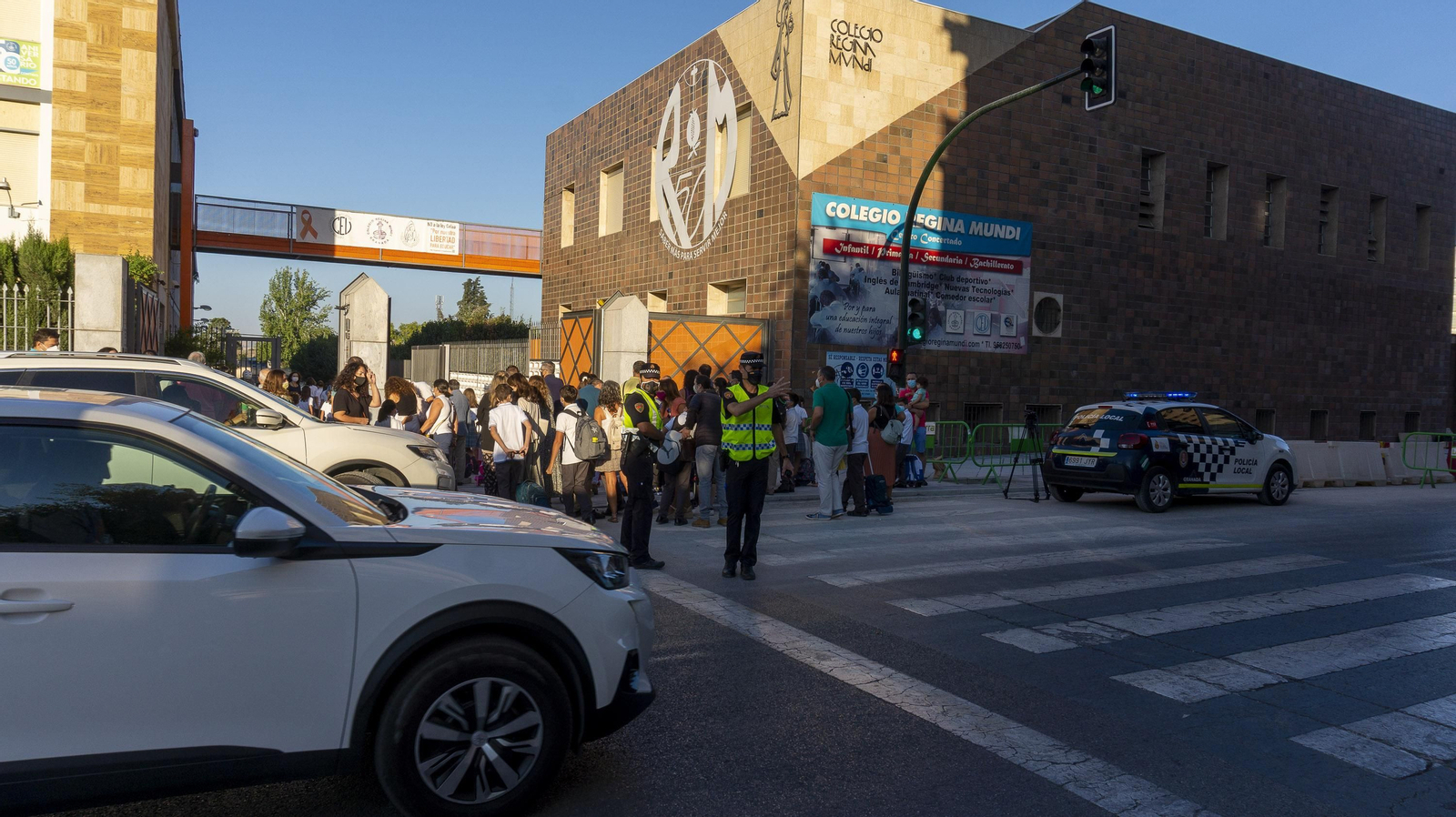 La vuelta al cole en Granada en imágenes