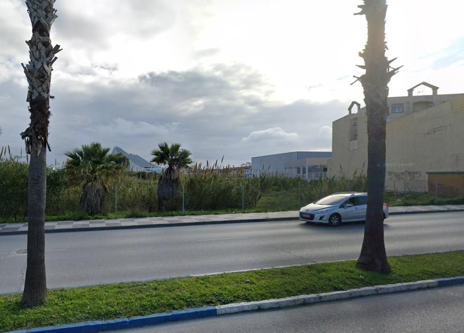 La zona en la que se construirá el nuevo parque de bomberos de La Línea.