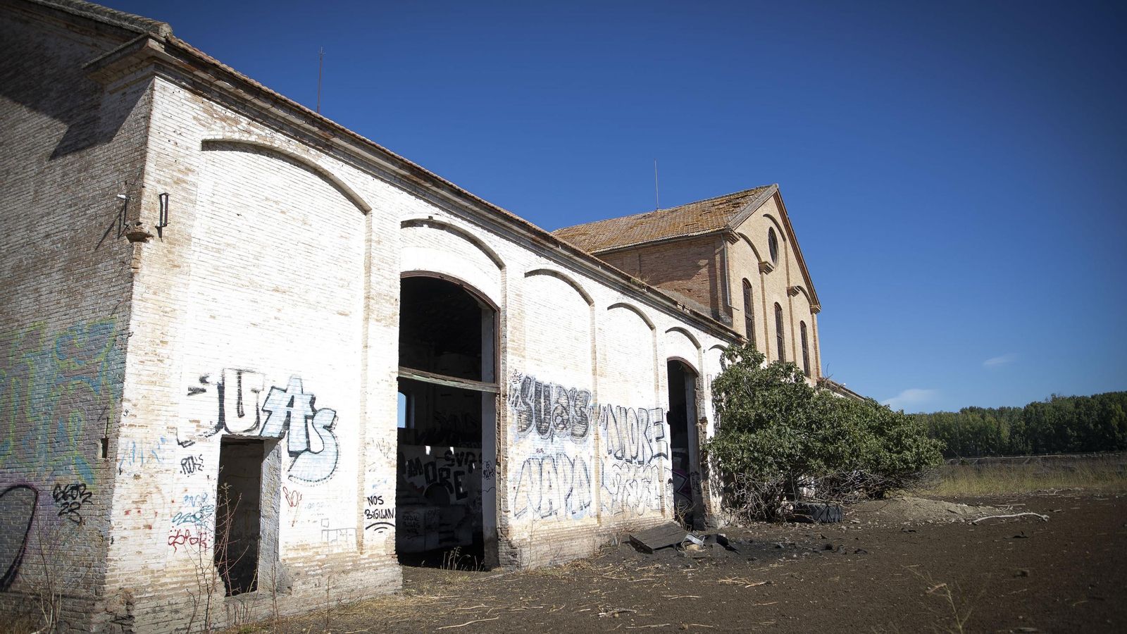 Edifico de la alcoholera de la Azucarera de Nuestro Señor de la Salud en Santa Fe Granada, donde irá el Centro de Formación