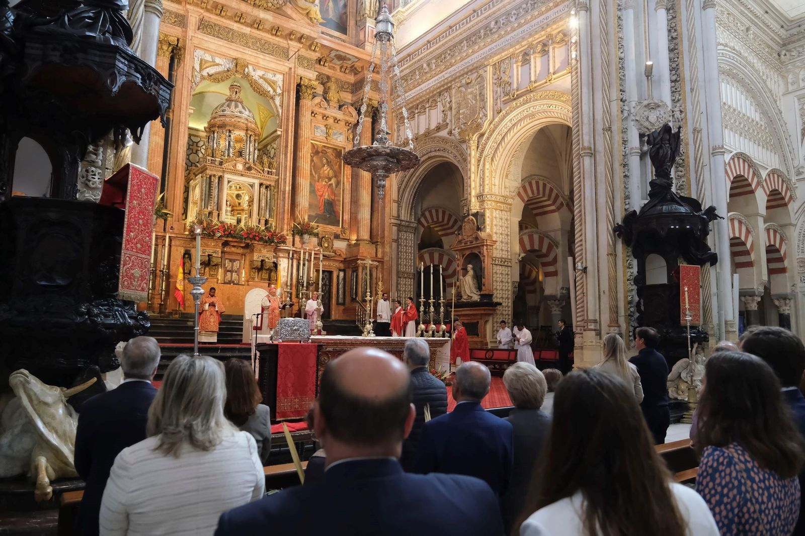 Domingo de Ramos en Córdoba 2023: la misa de la bendición de las palmas en la Catedral, en imágenes