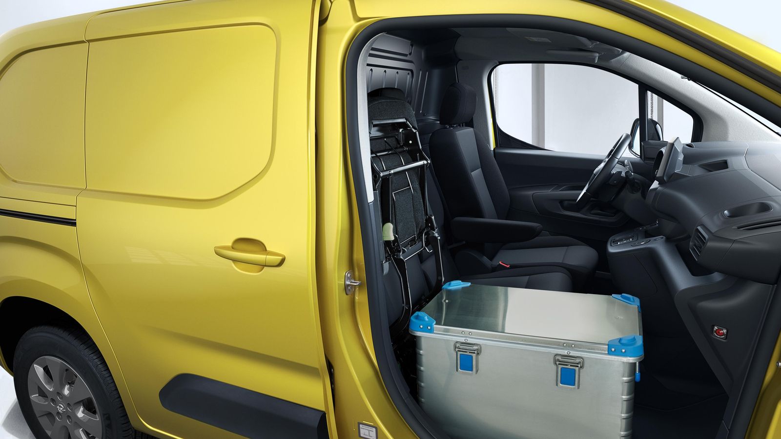 Entre los recursos prácticos de este modelo está la posibilidad de utilizar el habitáculo como espacio de carga prescindiendo de asientos.