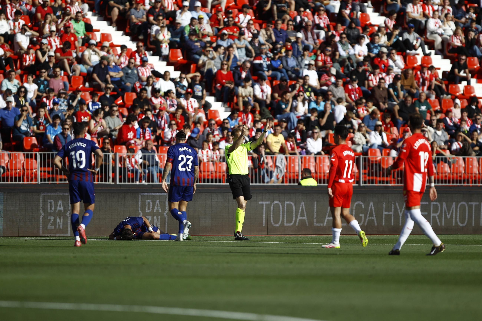 El U.D. Almería-C.D. Eldense, en imágenes