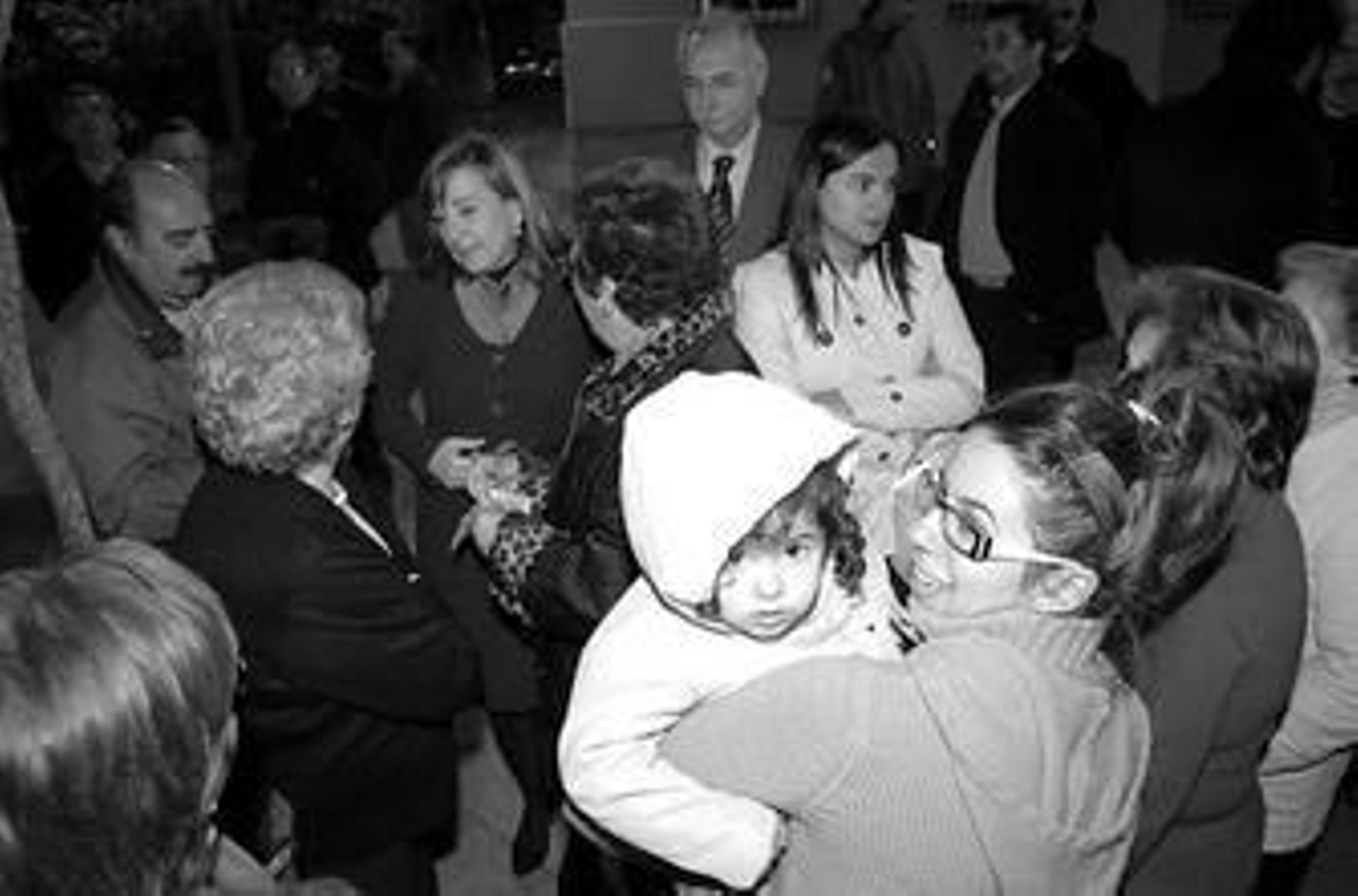 La alcaldesa, en días pasados, durante una visita a Los Naranjos.