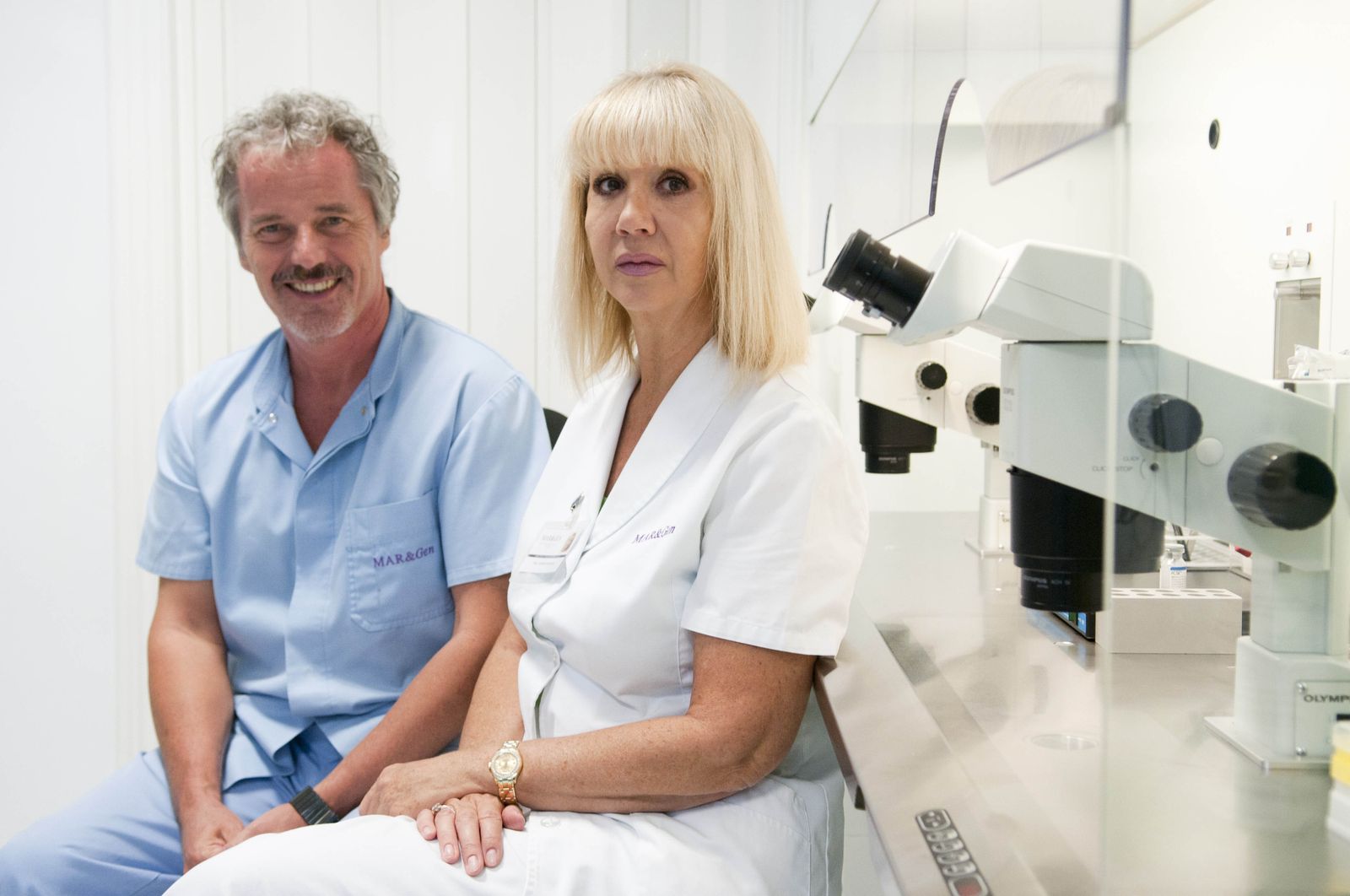 Los doctores Jan Tesarik y Carmen Mendoza fueron los pioneros en el desarrollo de esta técnica.
