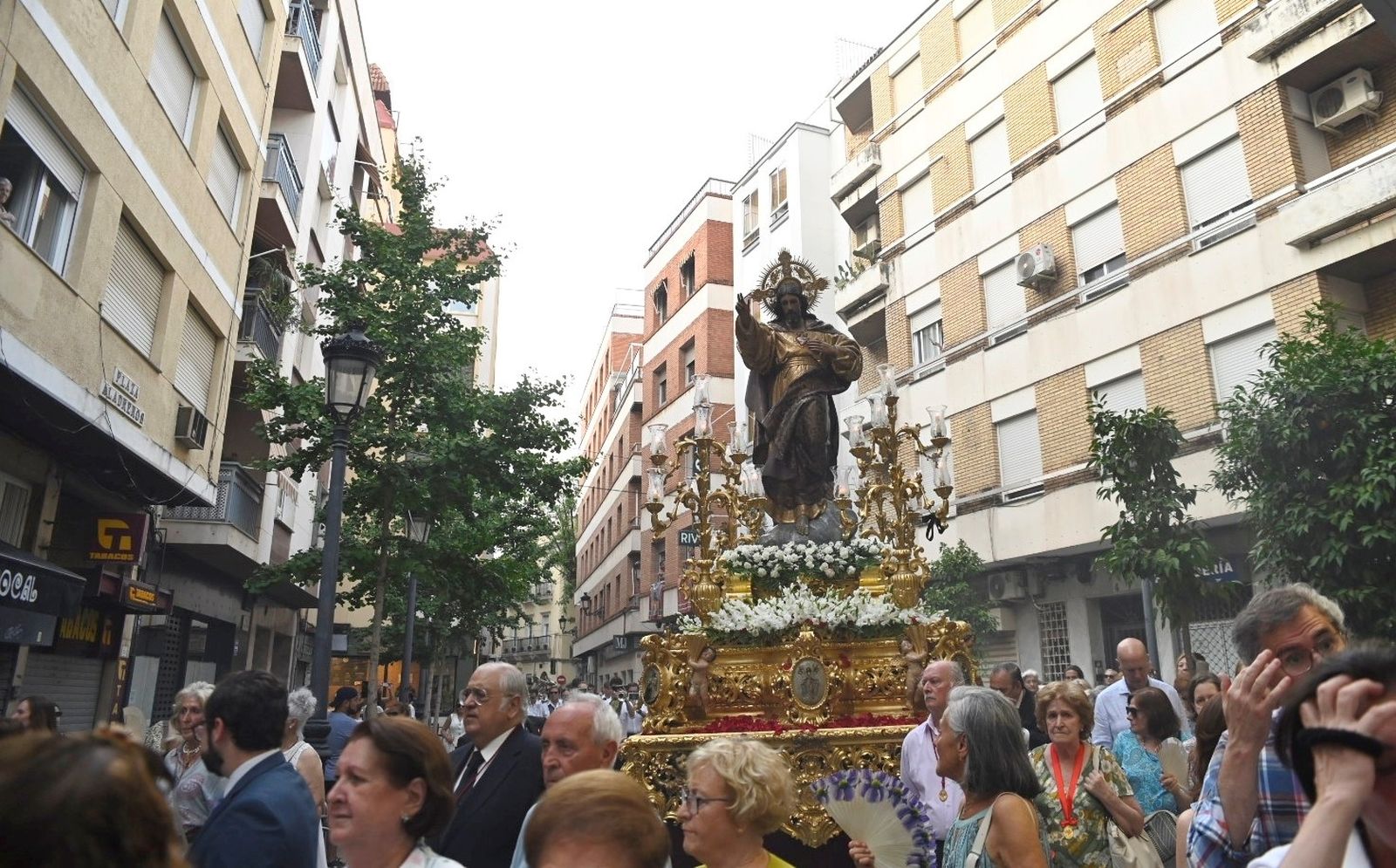 La procesión del Sagrado Corazón de Jesús de Córdoba, en imágenes