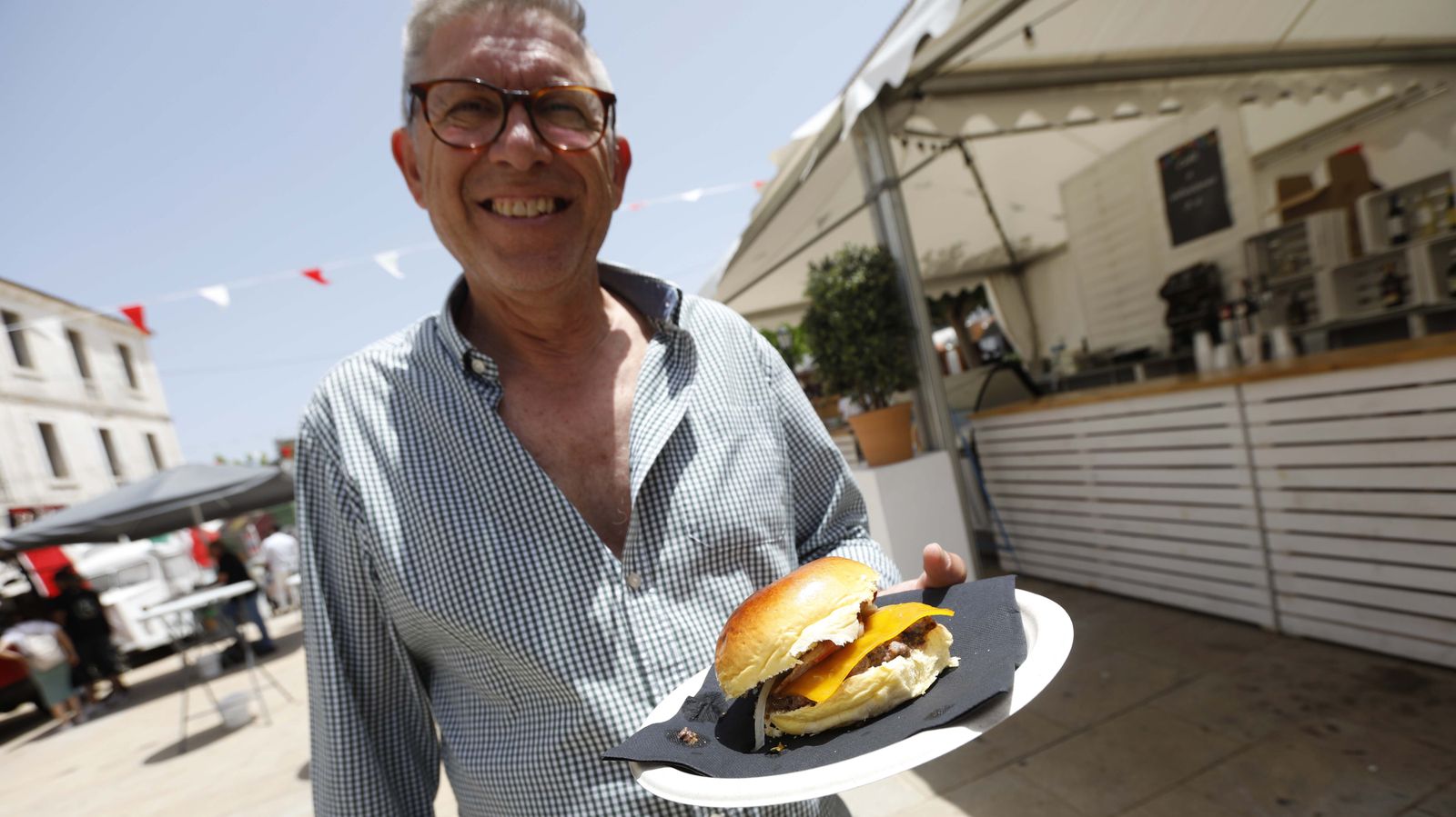 Fotos del festival de foodtrucks y conciertos por el 318 aniversario de San Roque
