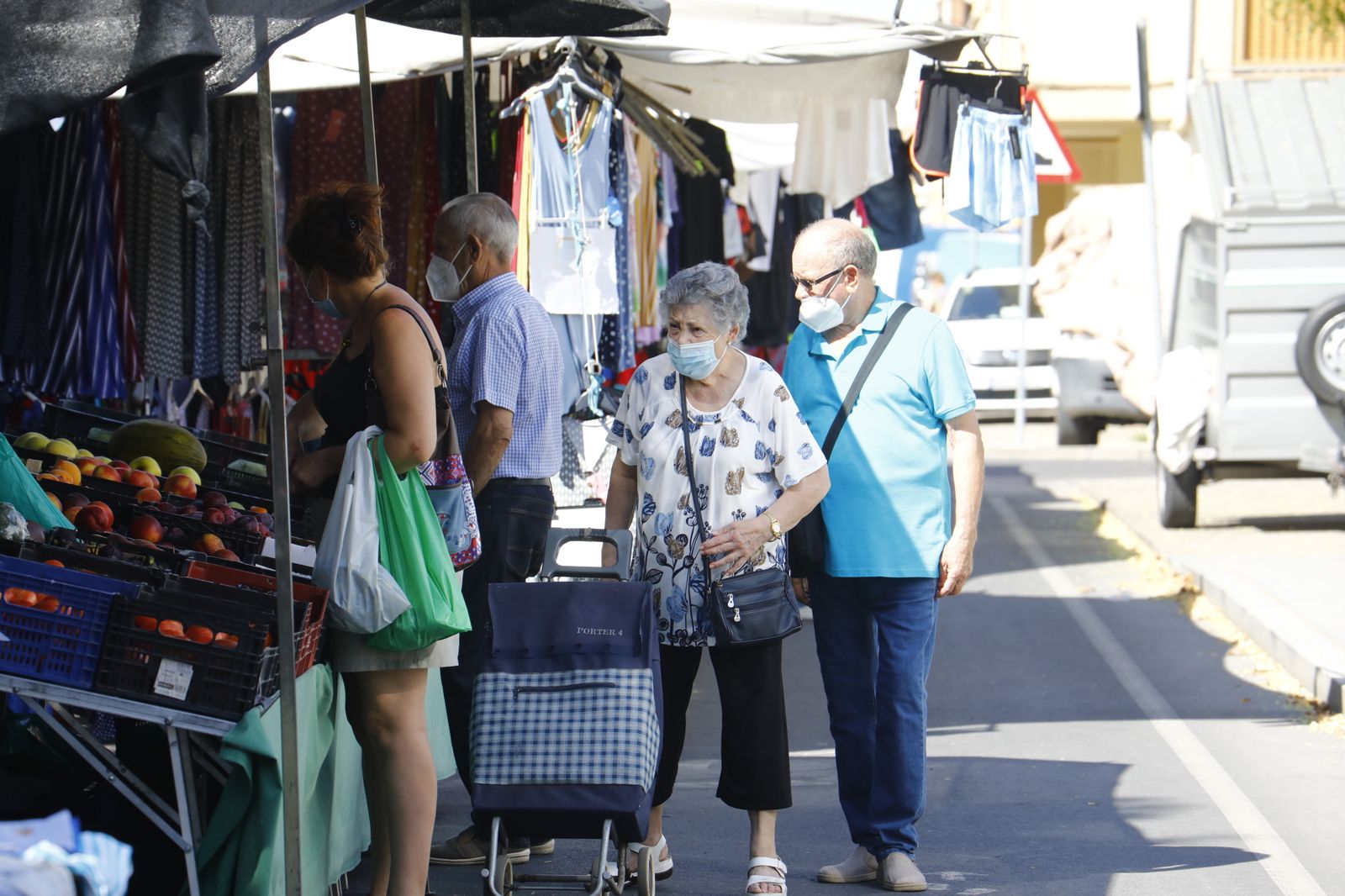 Un paseo fotográfico por la barriada periférica de Alcolea