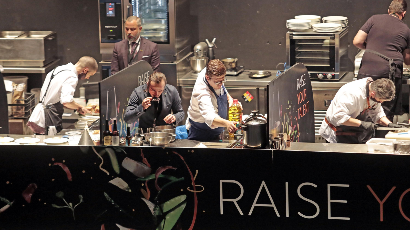 Imágenes de la Copa Jerez en el Teatro Villamarta