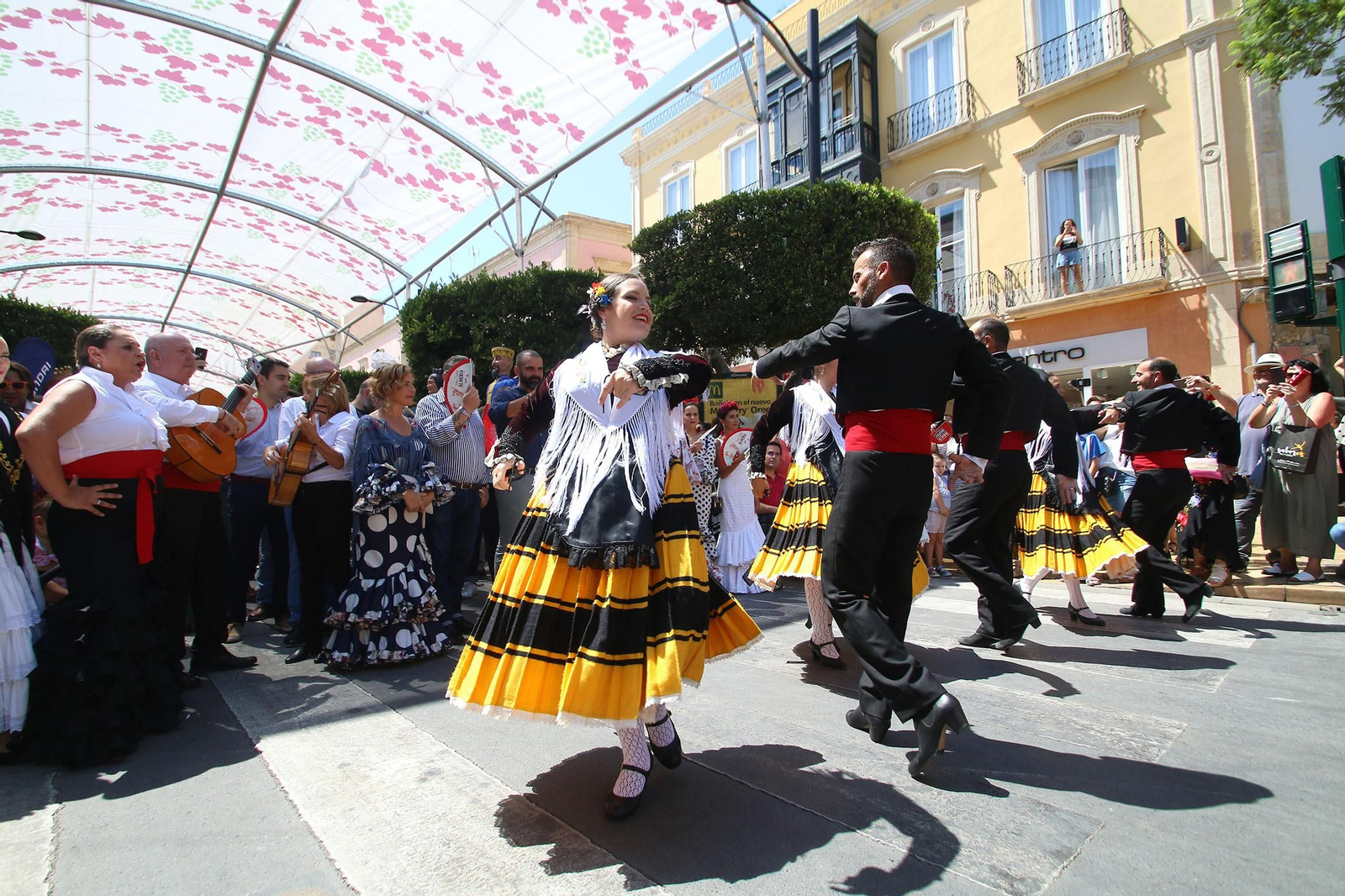 Fotogalería de la inauguración de la feria del mediodía. Feria de Almería 2019