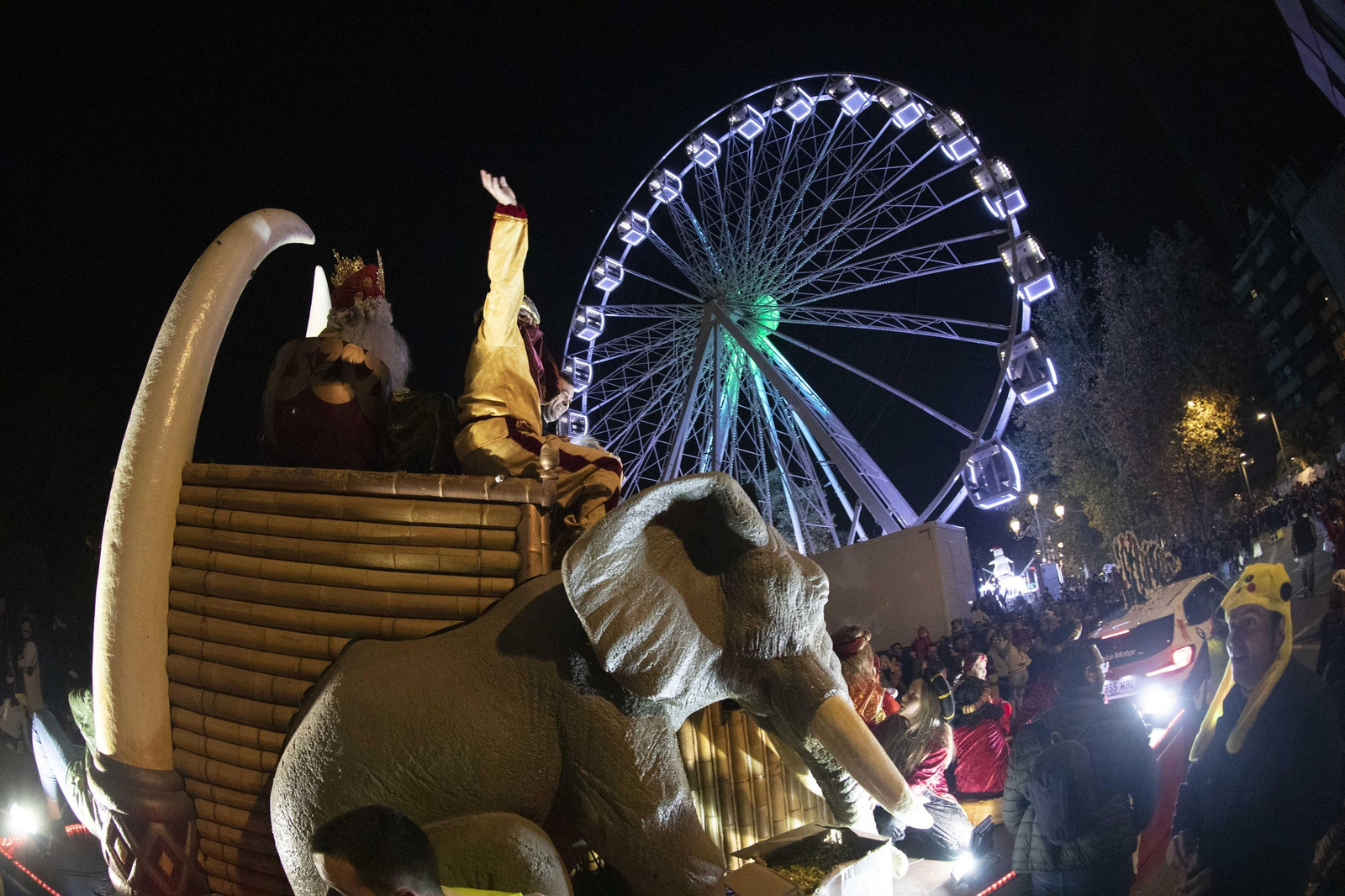 La cabalgata de los Reyes Magos de Granada, en imágenes