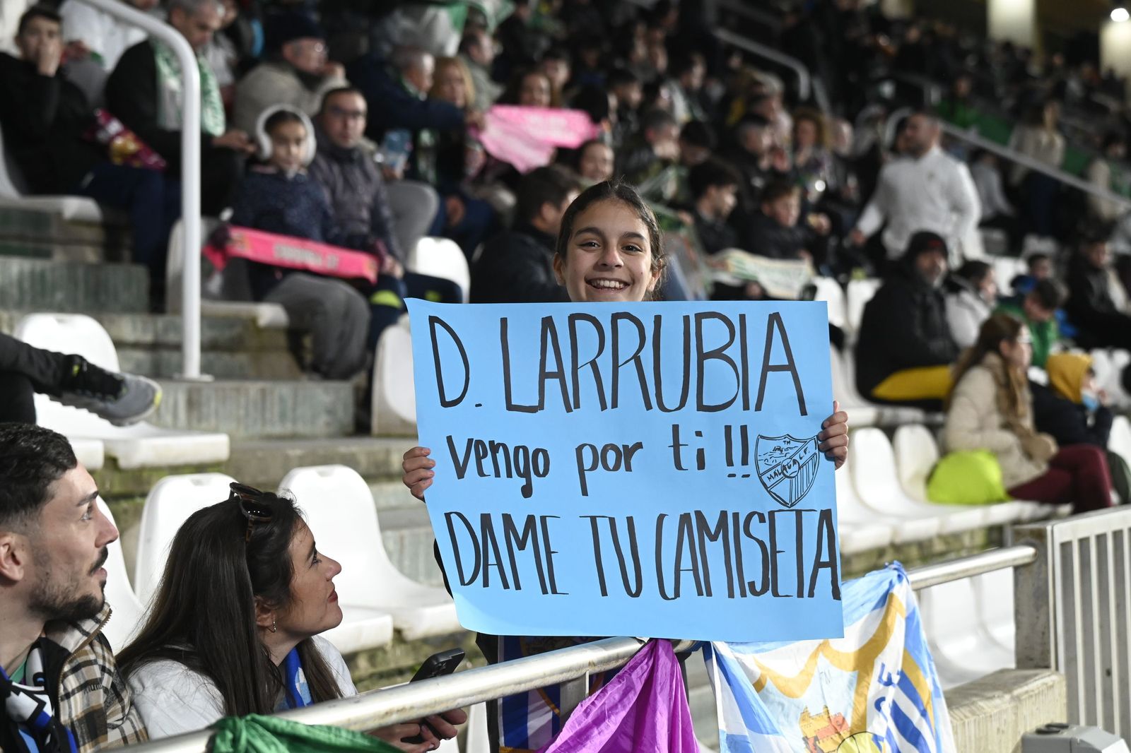Las fotos del espectacular ambiente en El Arcángel en el derbi andaluz entre Córdoba CF y Málaga
