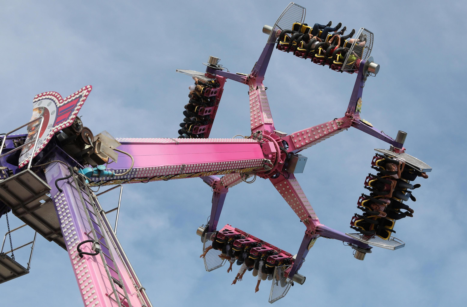 Una de las atracciones de la calle del Infierno