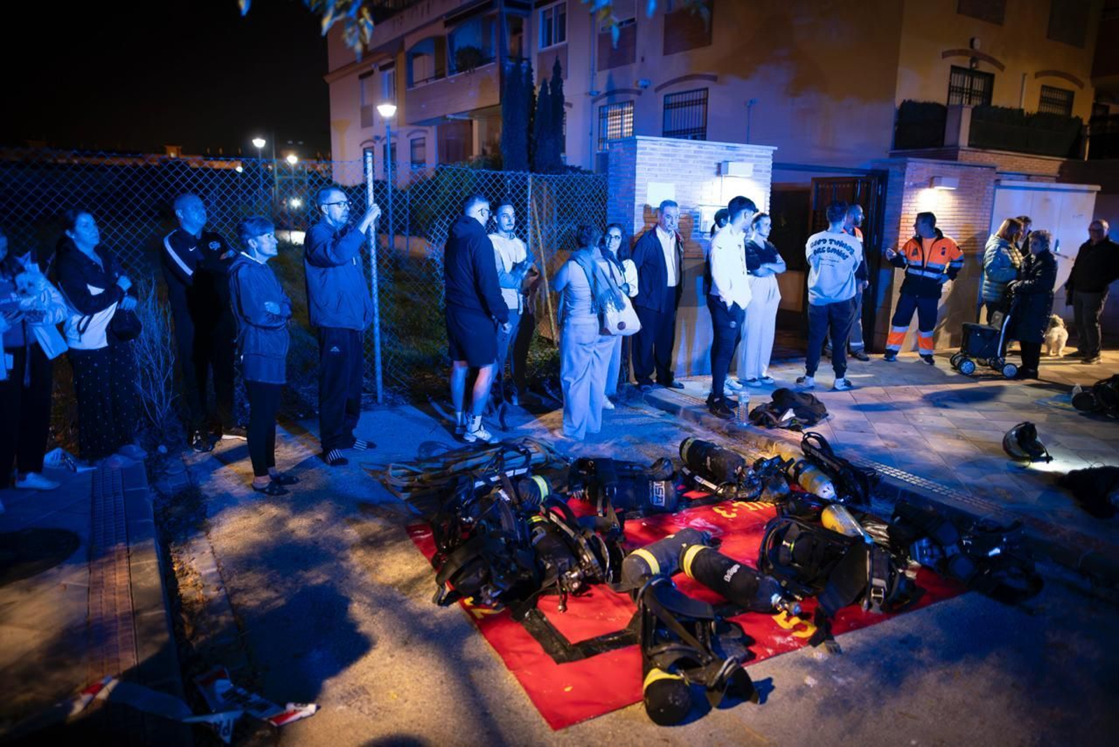 Susto en Atarfe: las imágenes del operativo tras la explosión de gas en una vivienda