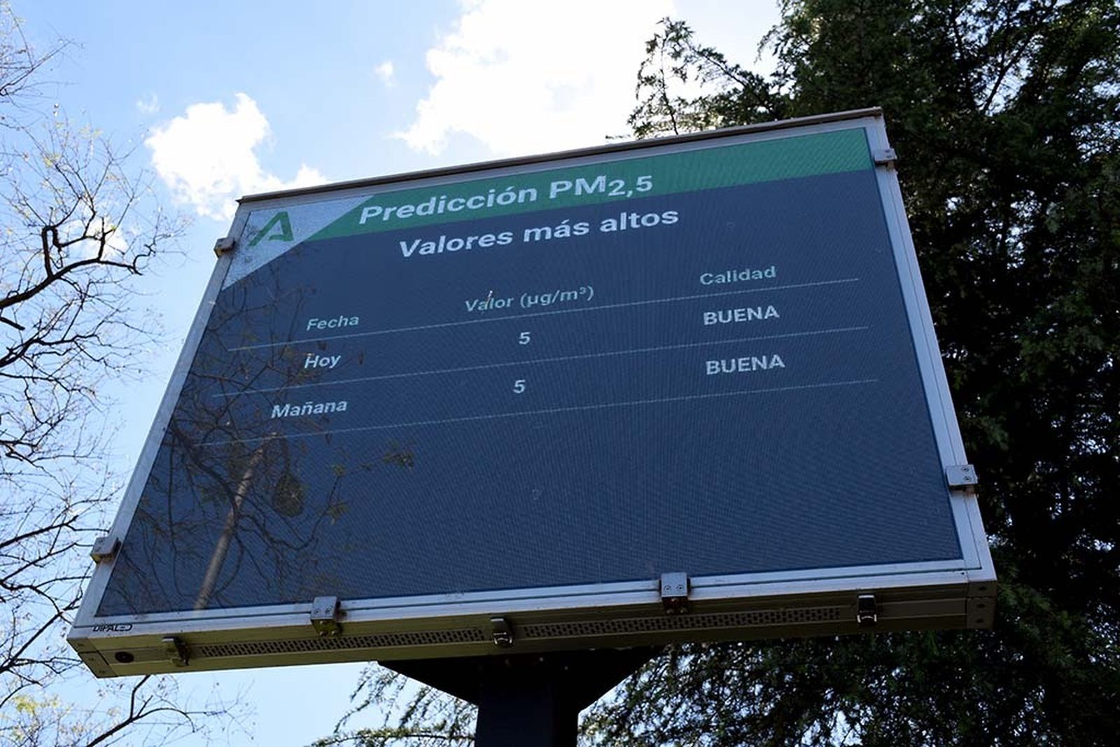 Imágenes del lunes 6 de mayo en Huelva