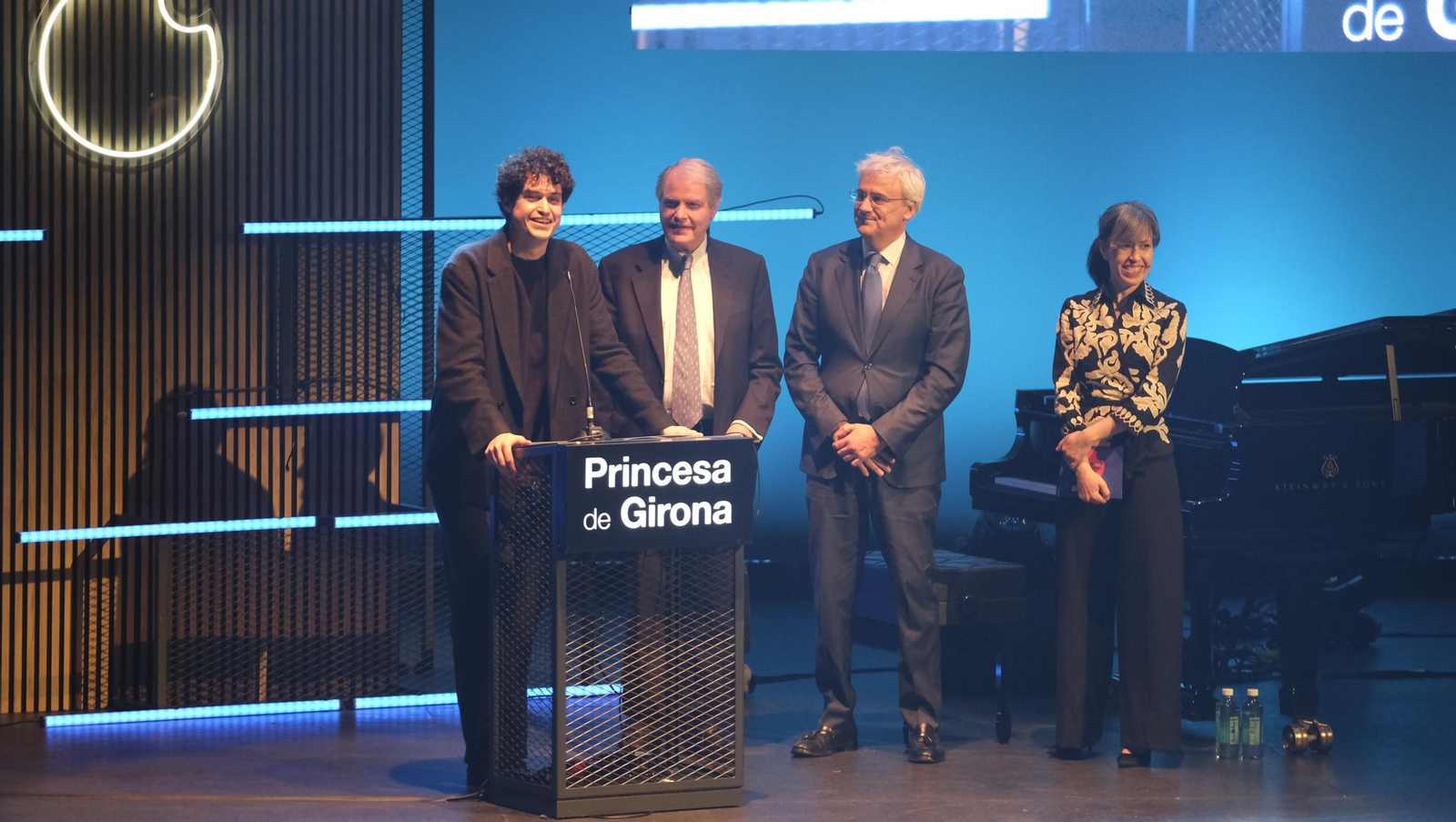 Imágenes de la Reina Letizia en el Tour del Talento en Almería