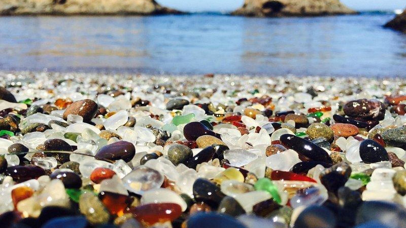 Playa de vidrio en California