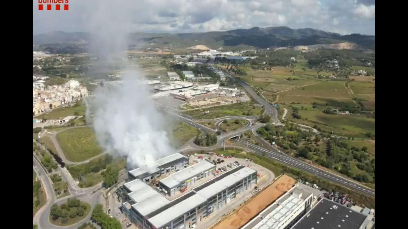 La vista aérea de la nube
