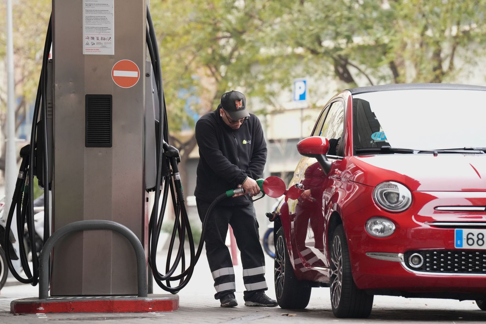 El Gobierno rebaja el IVA y en Almería la gasolina puede caer hasta 0,15€