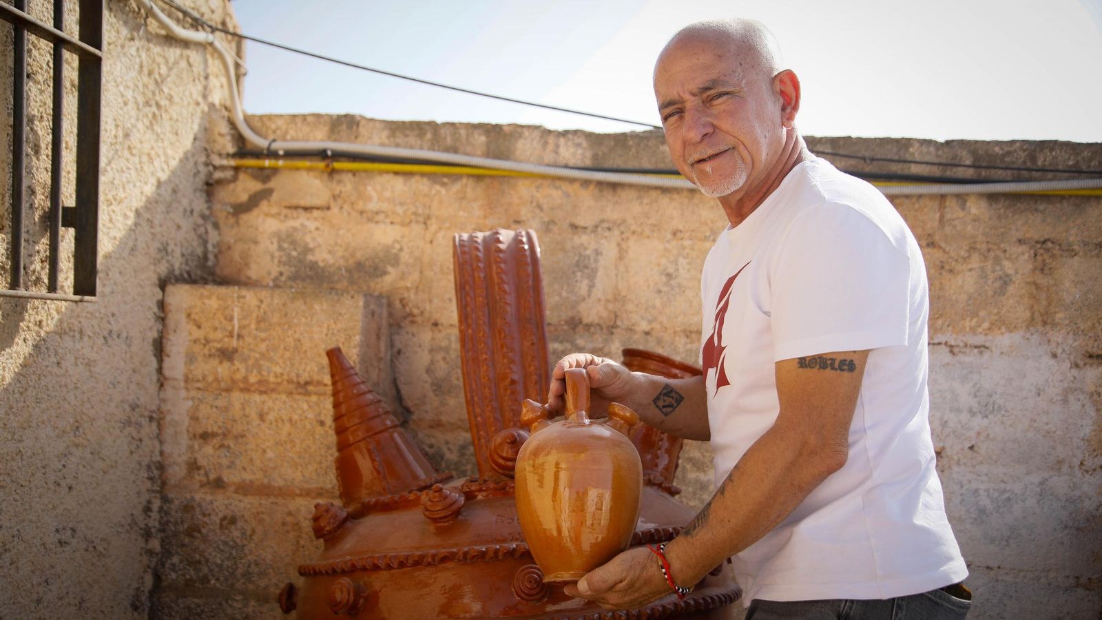 Jerónimo Robles, el actual director de la Alfarería Robles, hijo de Francisco Robles