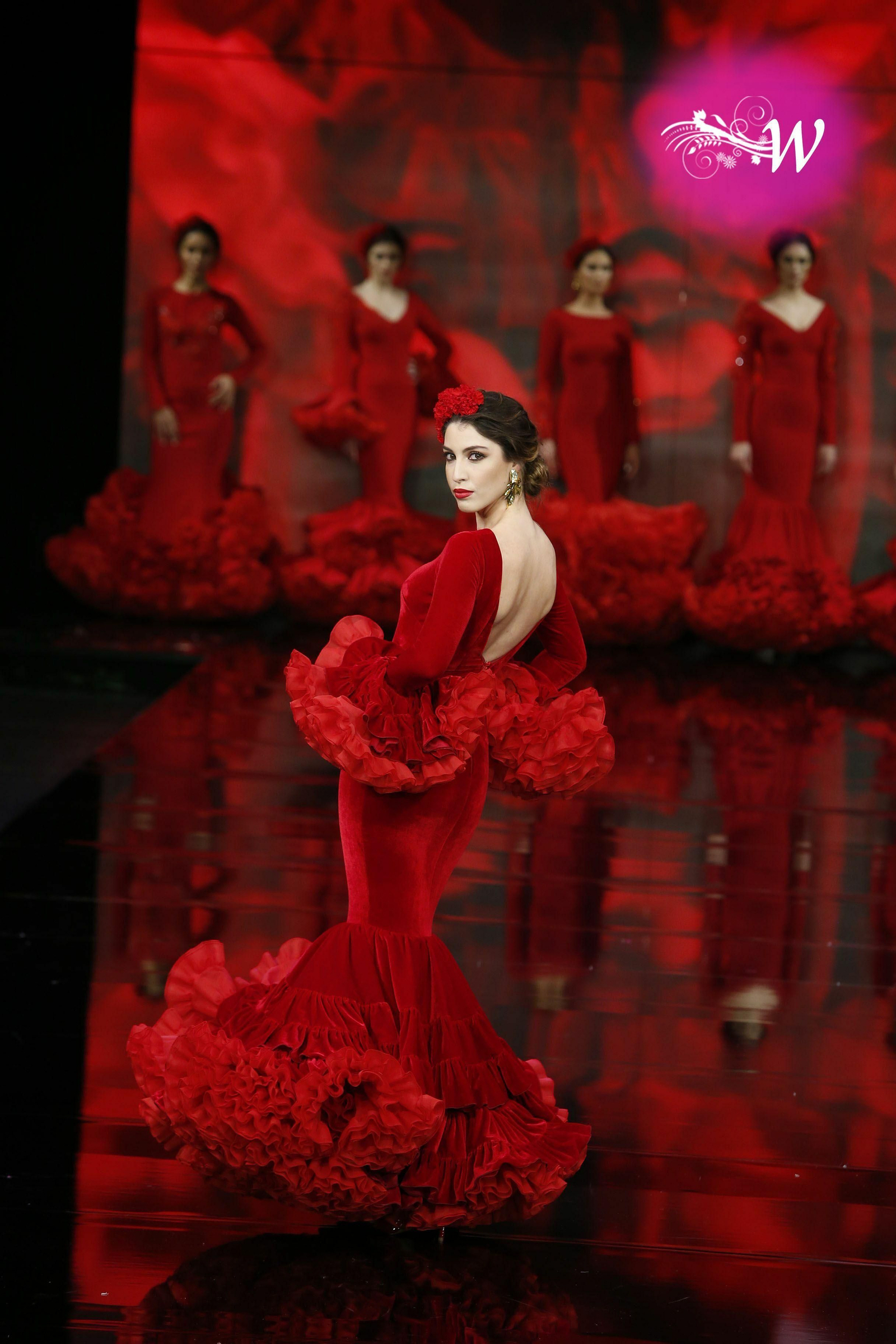 Todas las fotos del desfile de Alejandro Santizo en Simof 2020