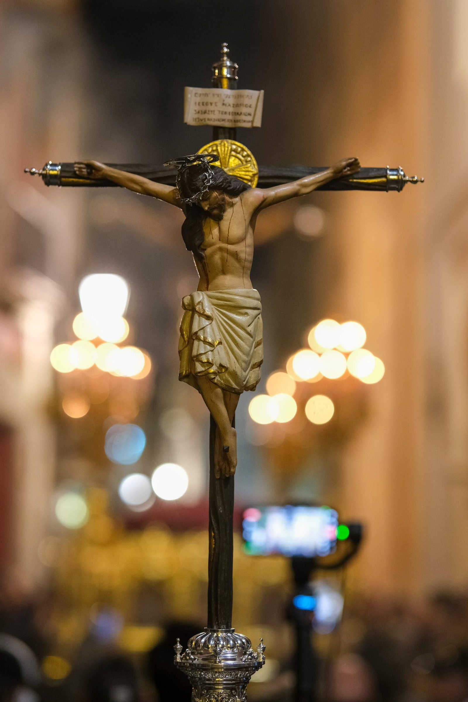 Imágenes de la procesión extraordinaria de regreso del Cristo de San Agustín a San Roque