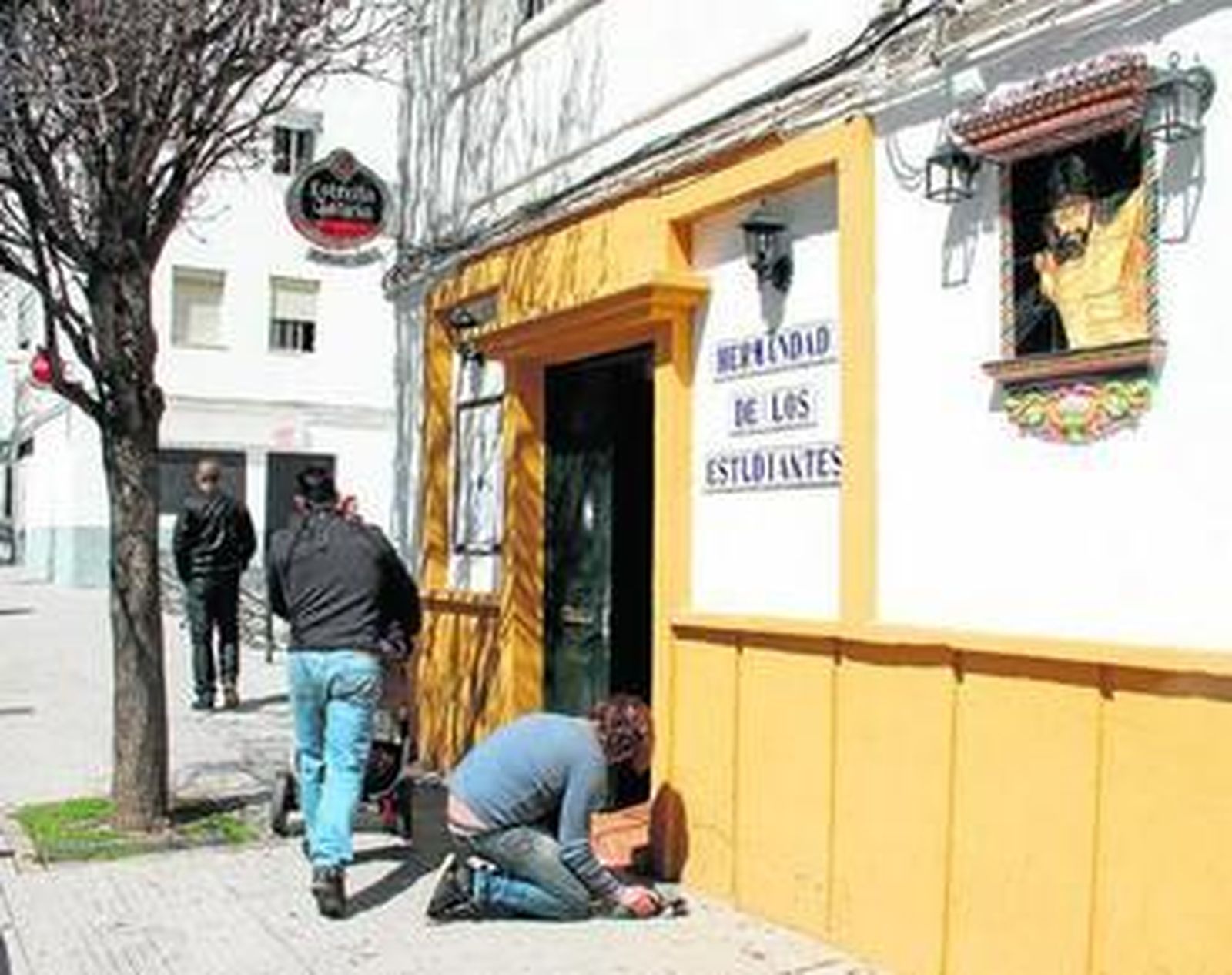 Tras el robo se reforzaron las medidas de seguridad en la casa de la hermandad.